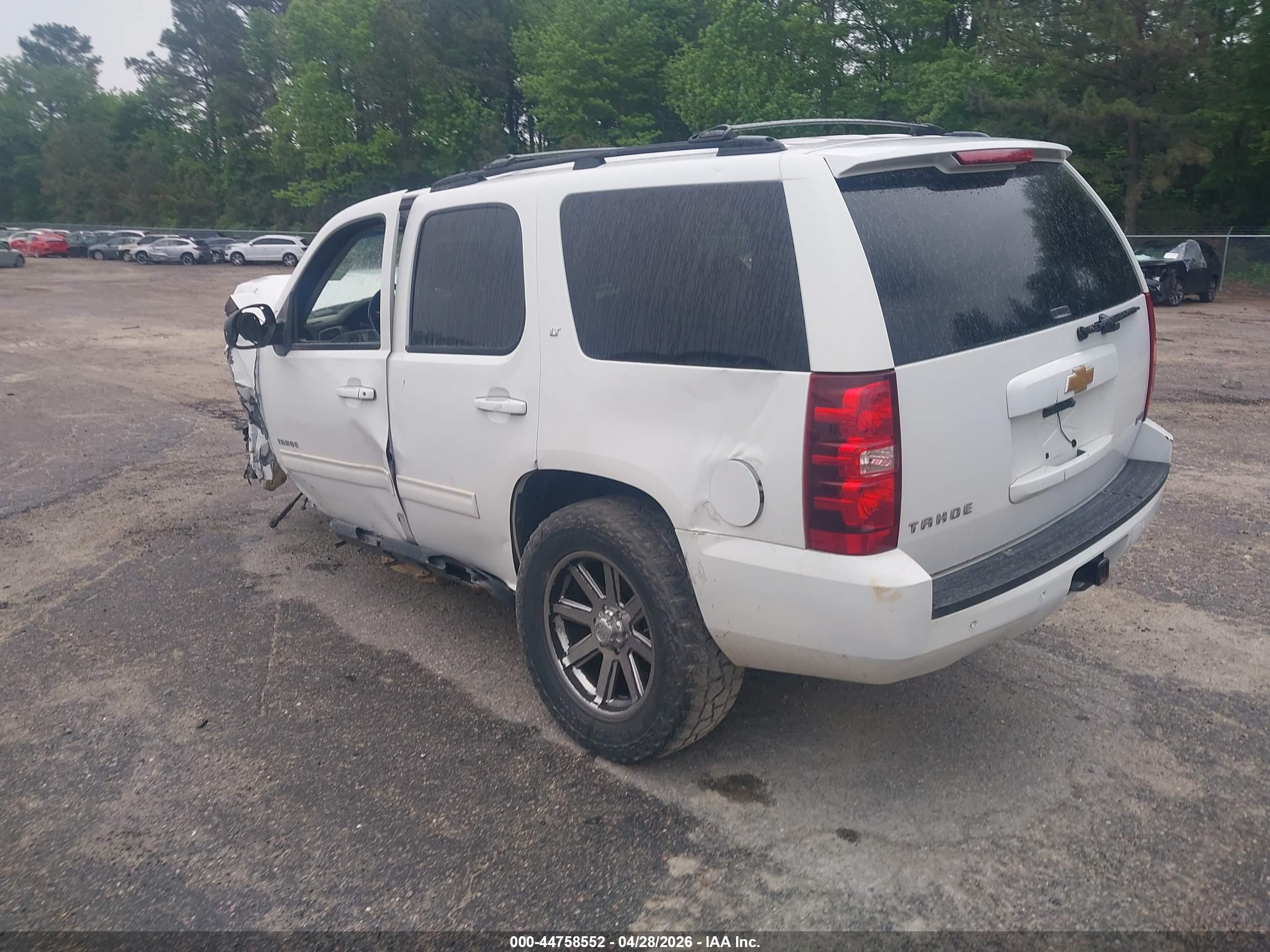 CHEVROLET TAHOE image 3