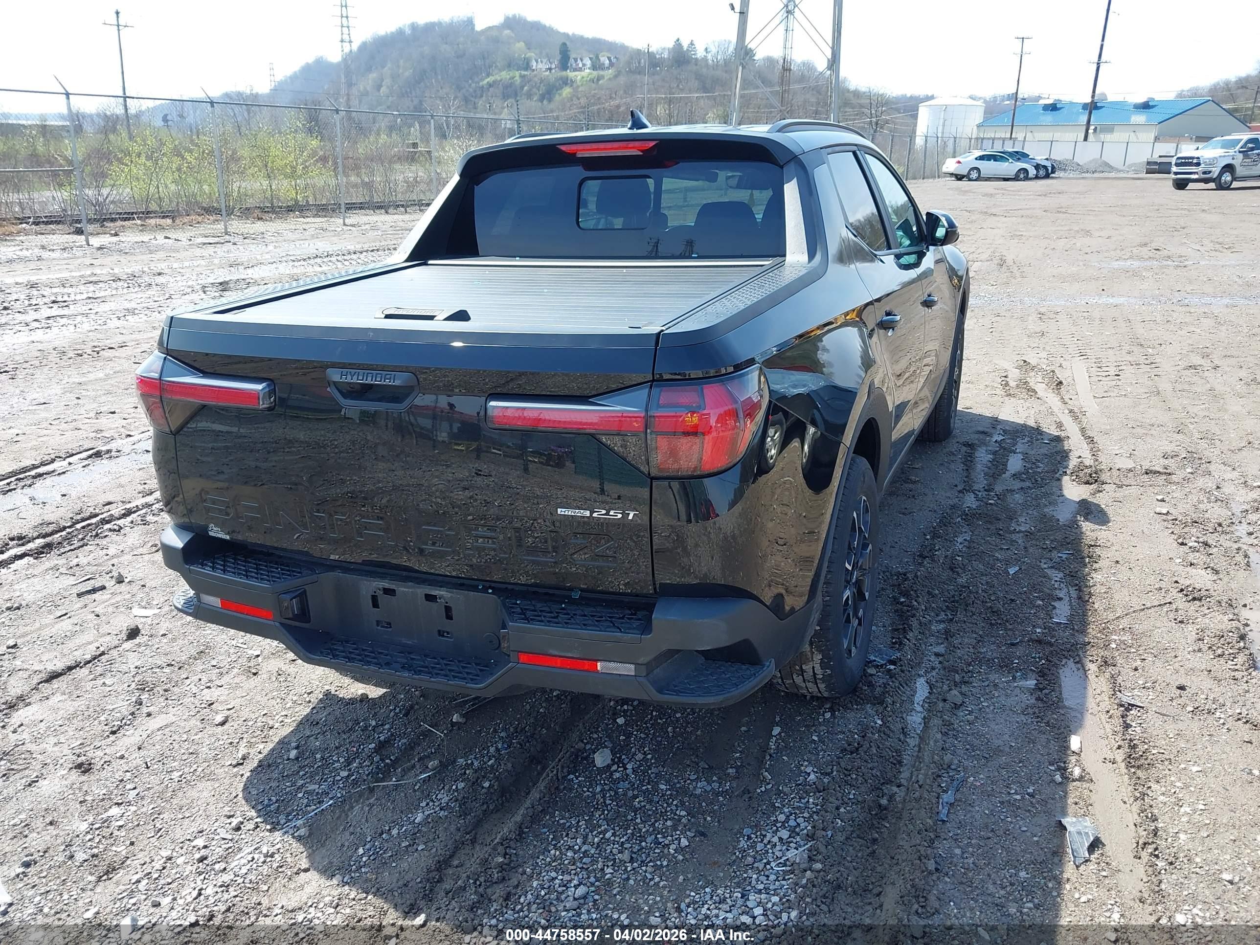 HYUNDAI SANTA image 4