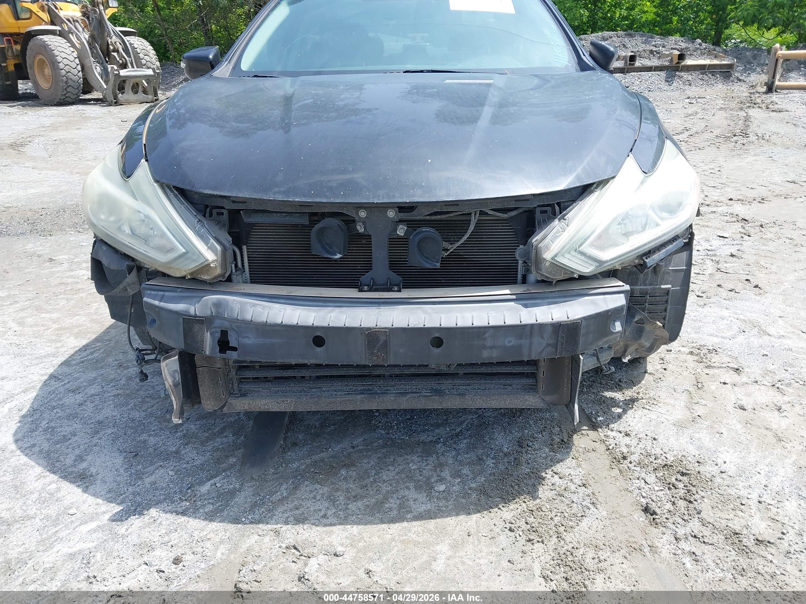 NISSAN ALTIMA image 6