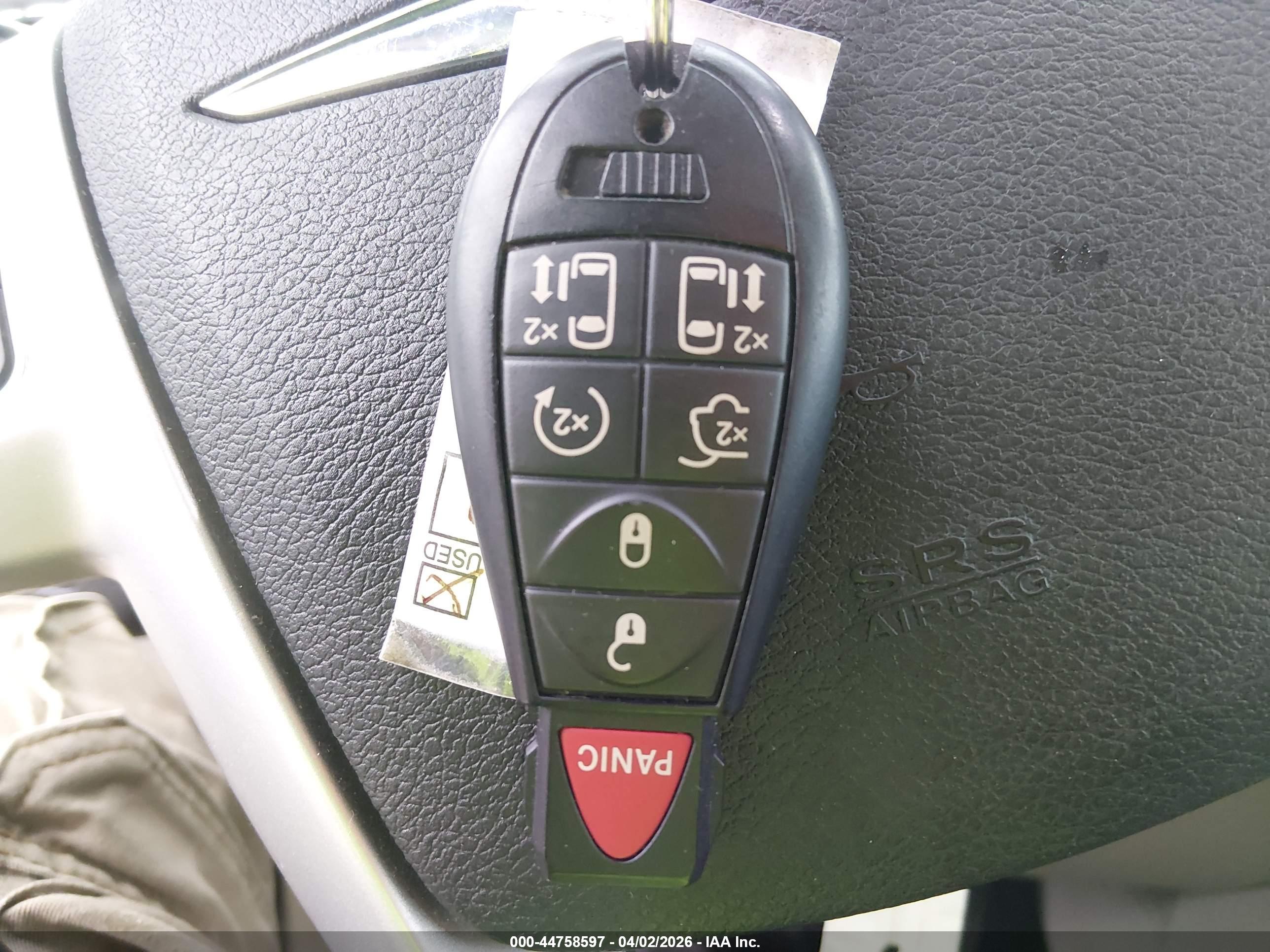 CHRYSLER TOWN image 11