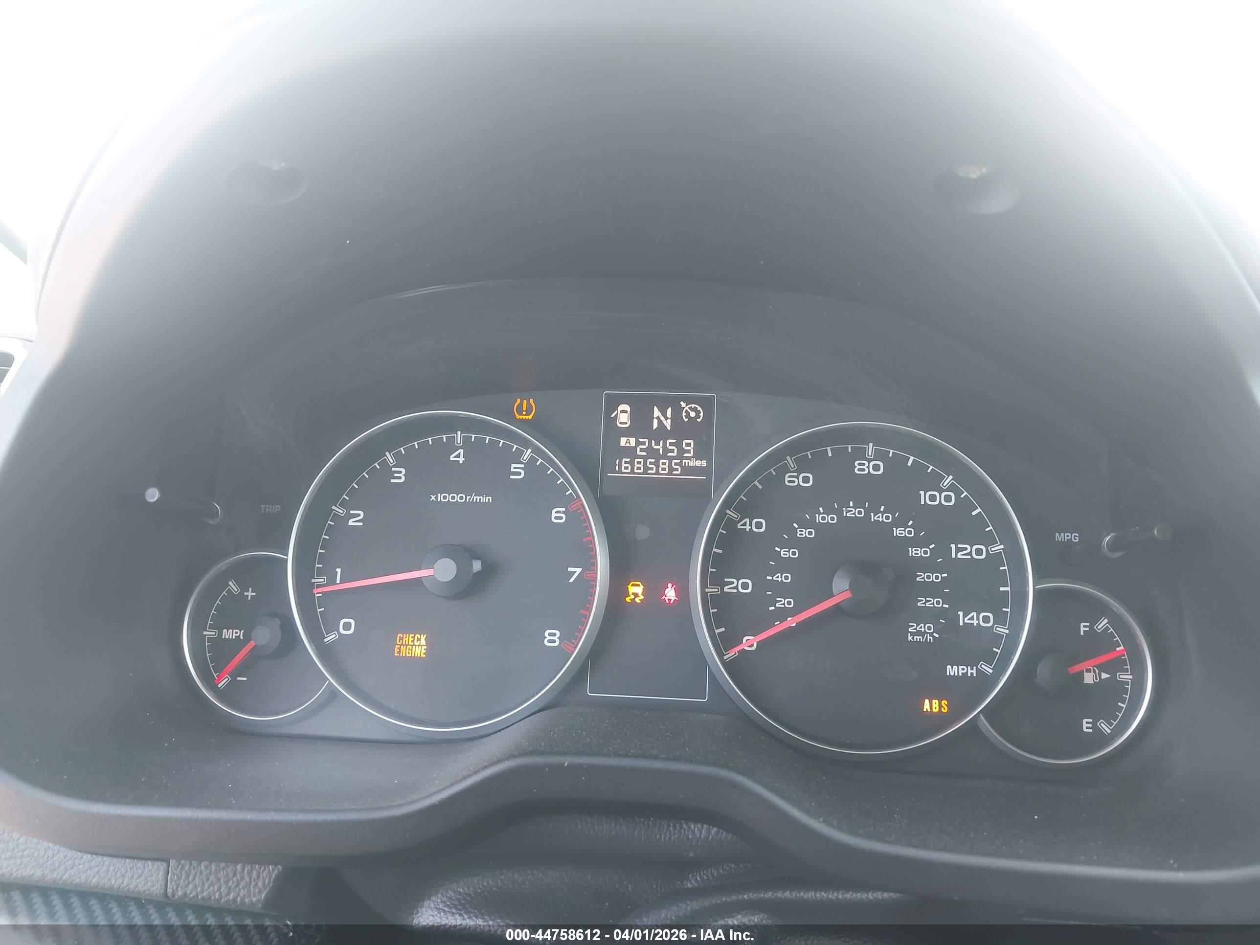 SUBARU OUTBACK image 7