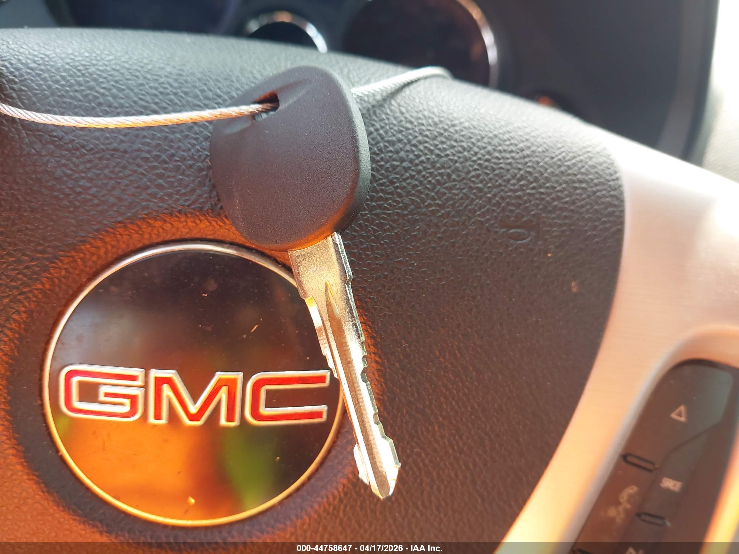 GMC ACADIA image 11