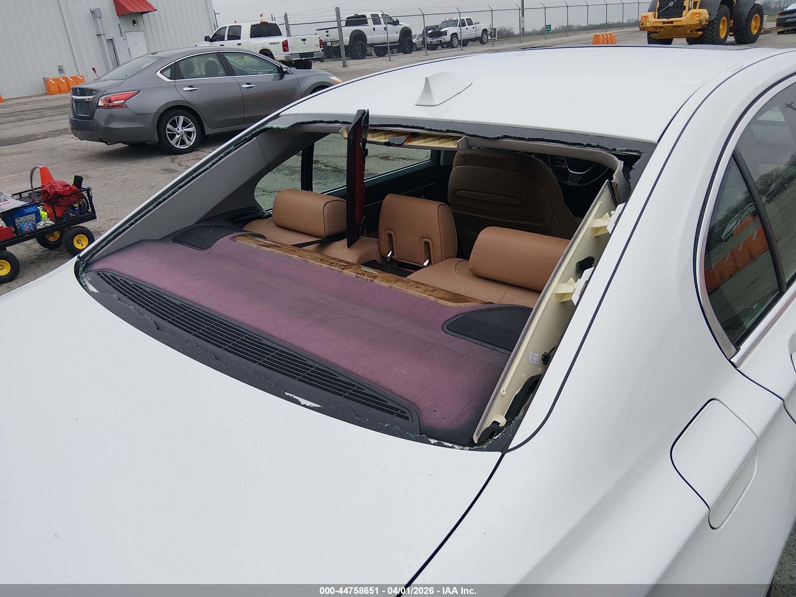 BMW 740LI image 6