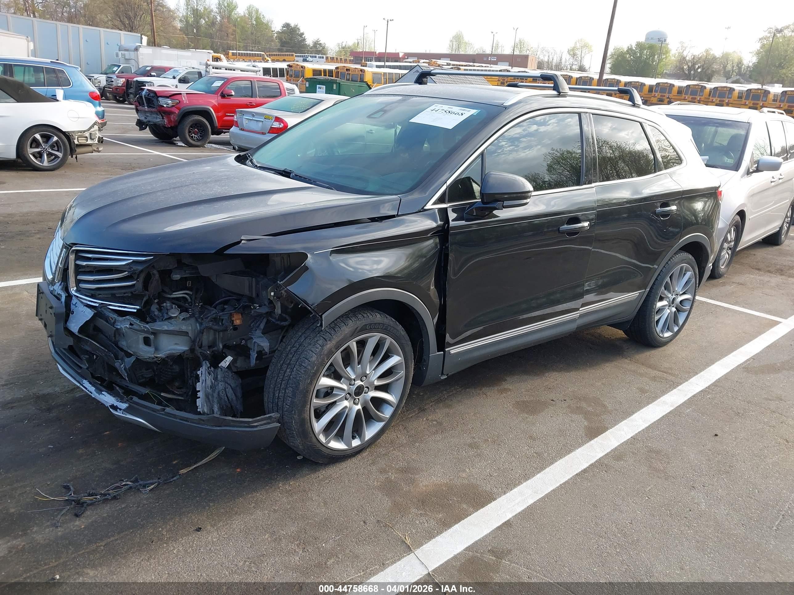 LINCOLN MKC image 2