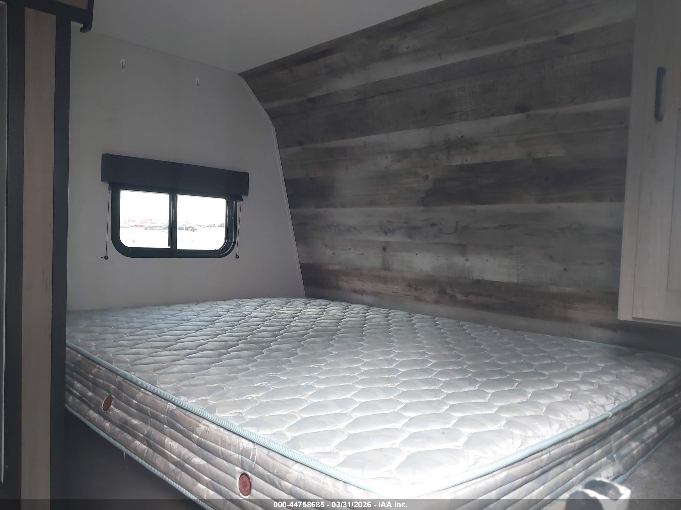 KEYSTONE RV image 5