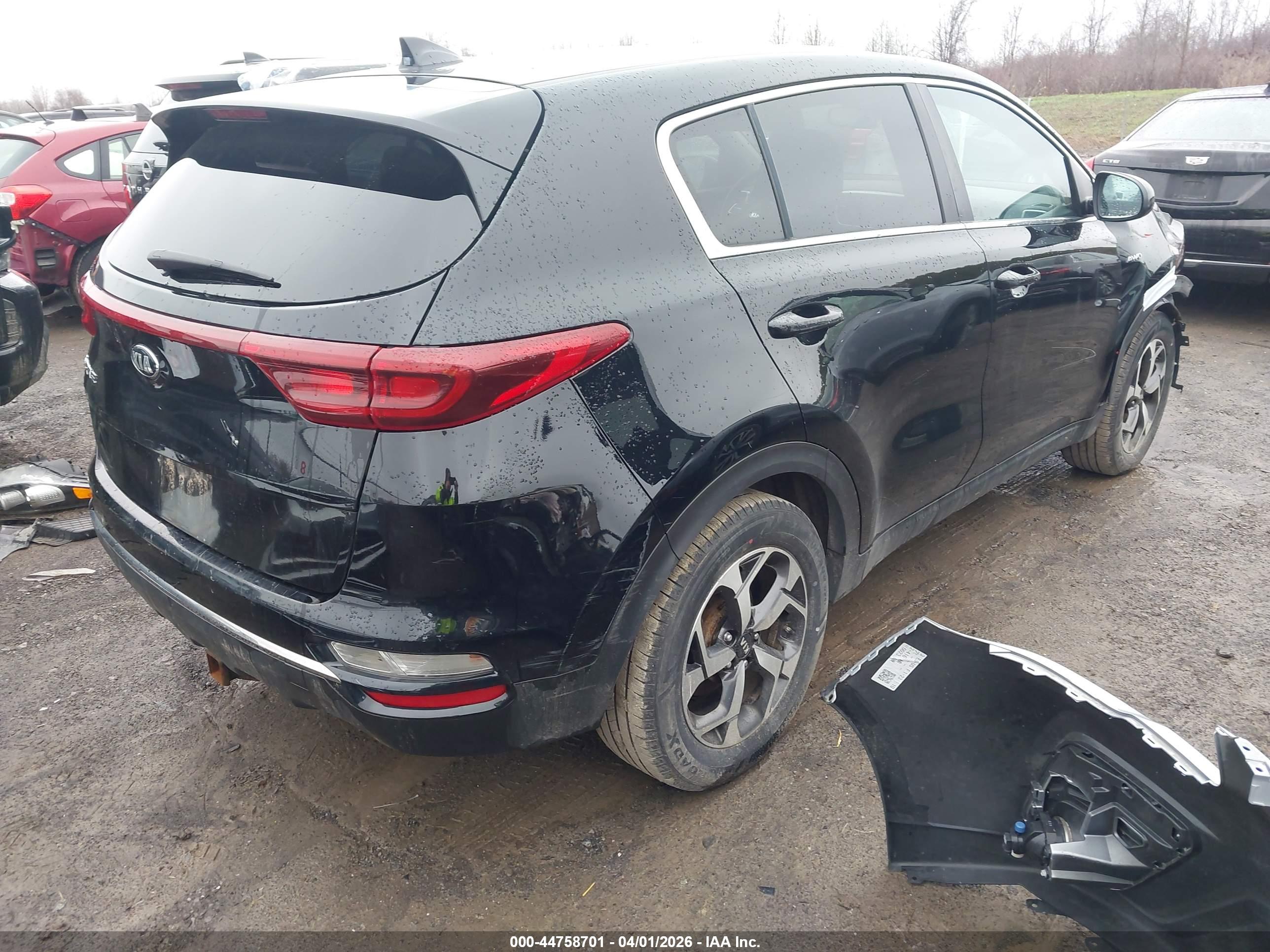 KIA SPORTAGE image 4
