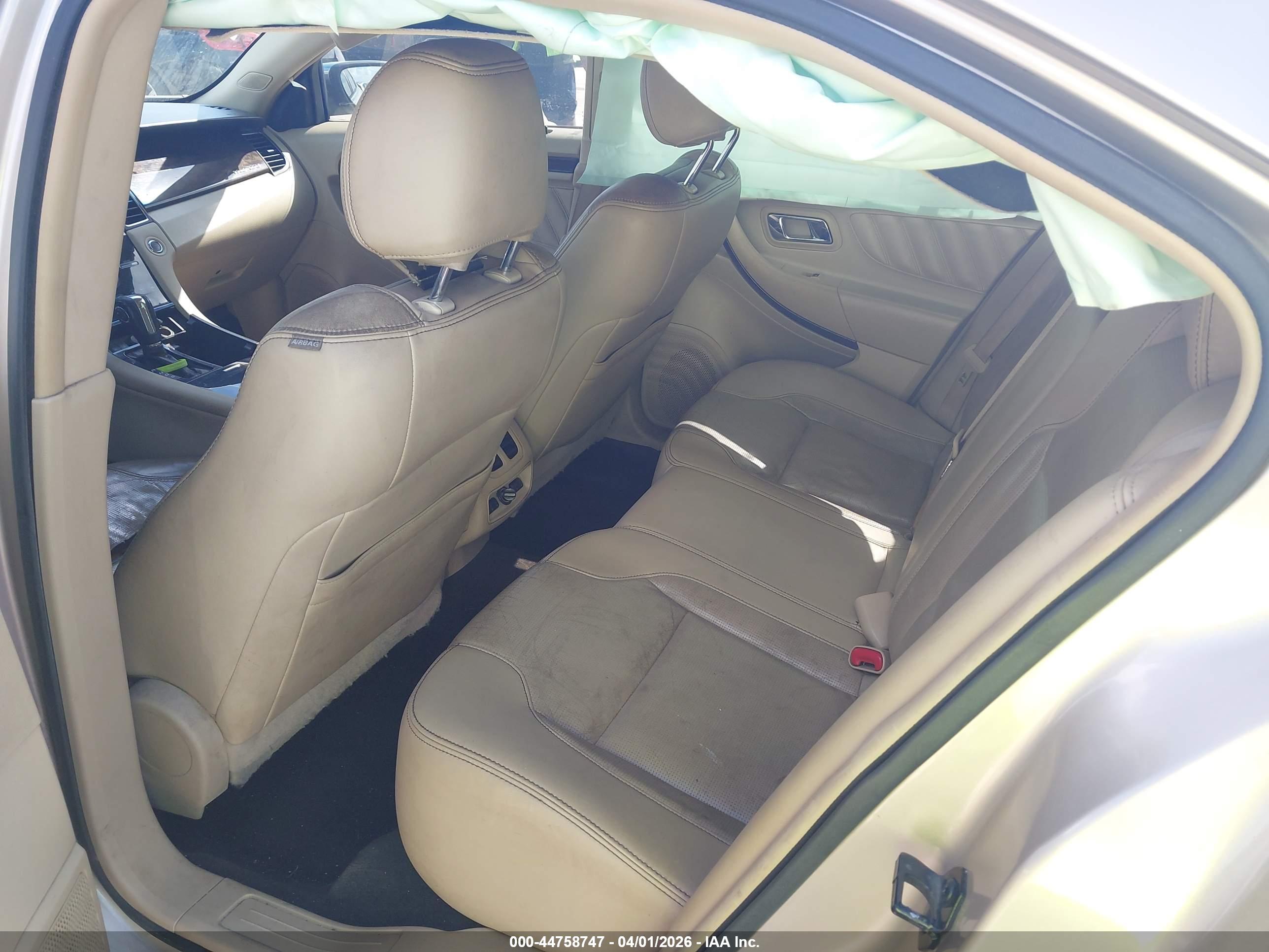 FORD TAURUS image 8