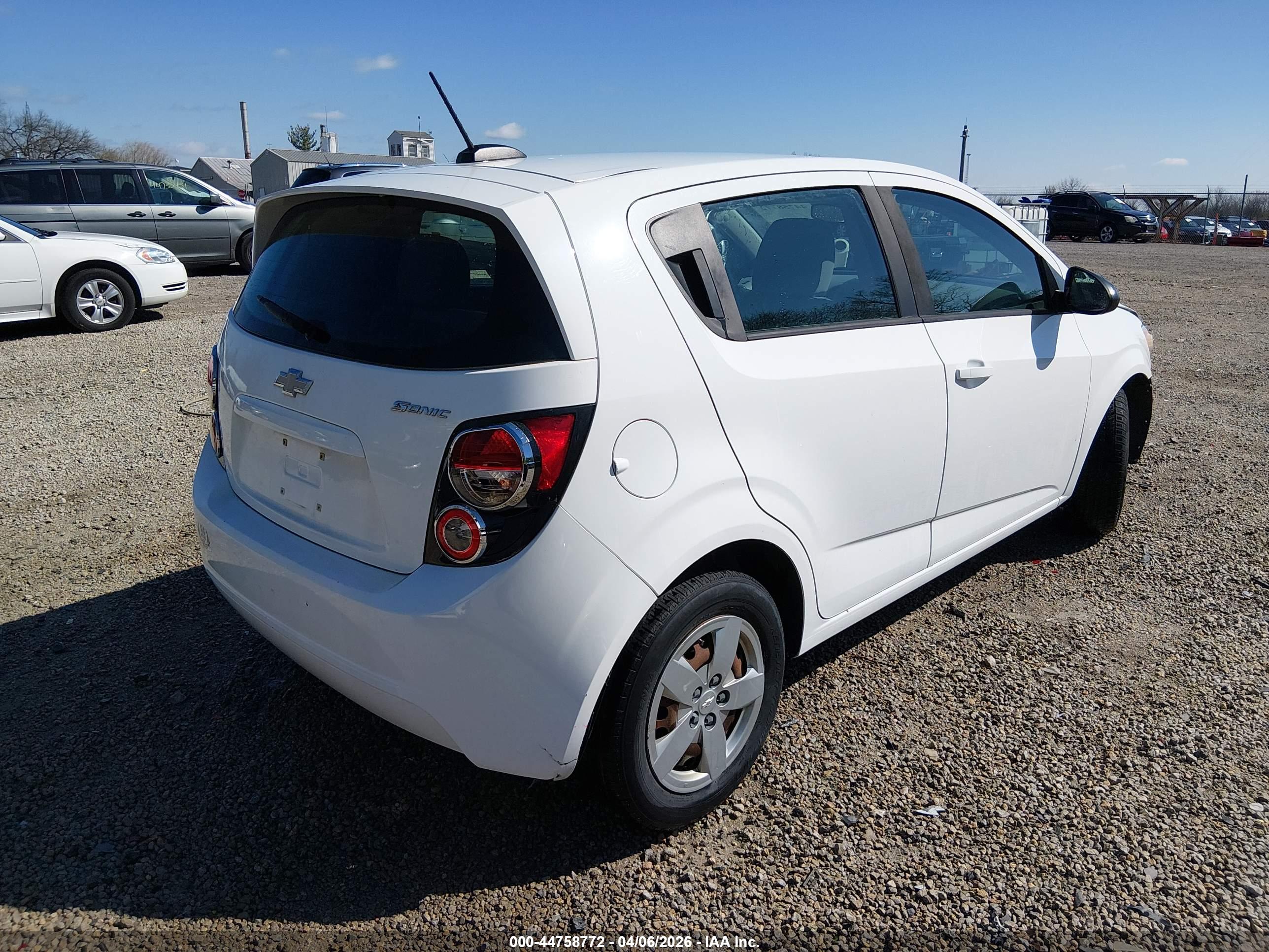 CHEVROLET SONIC image 4