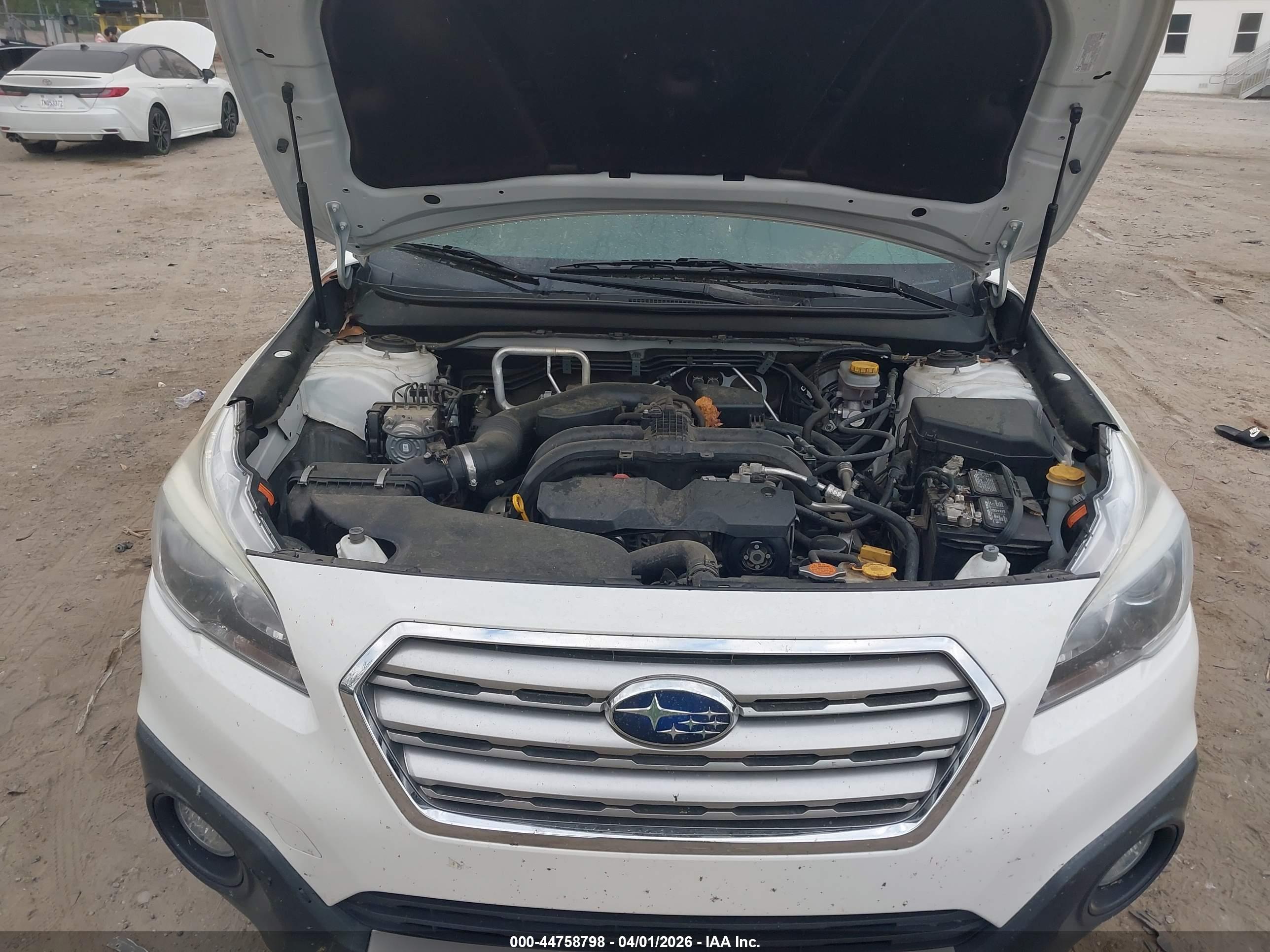 SUBARU OUTBACK image 10