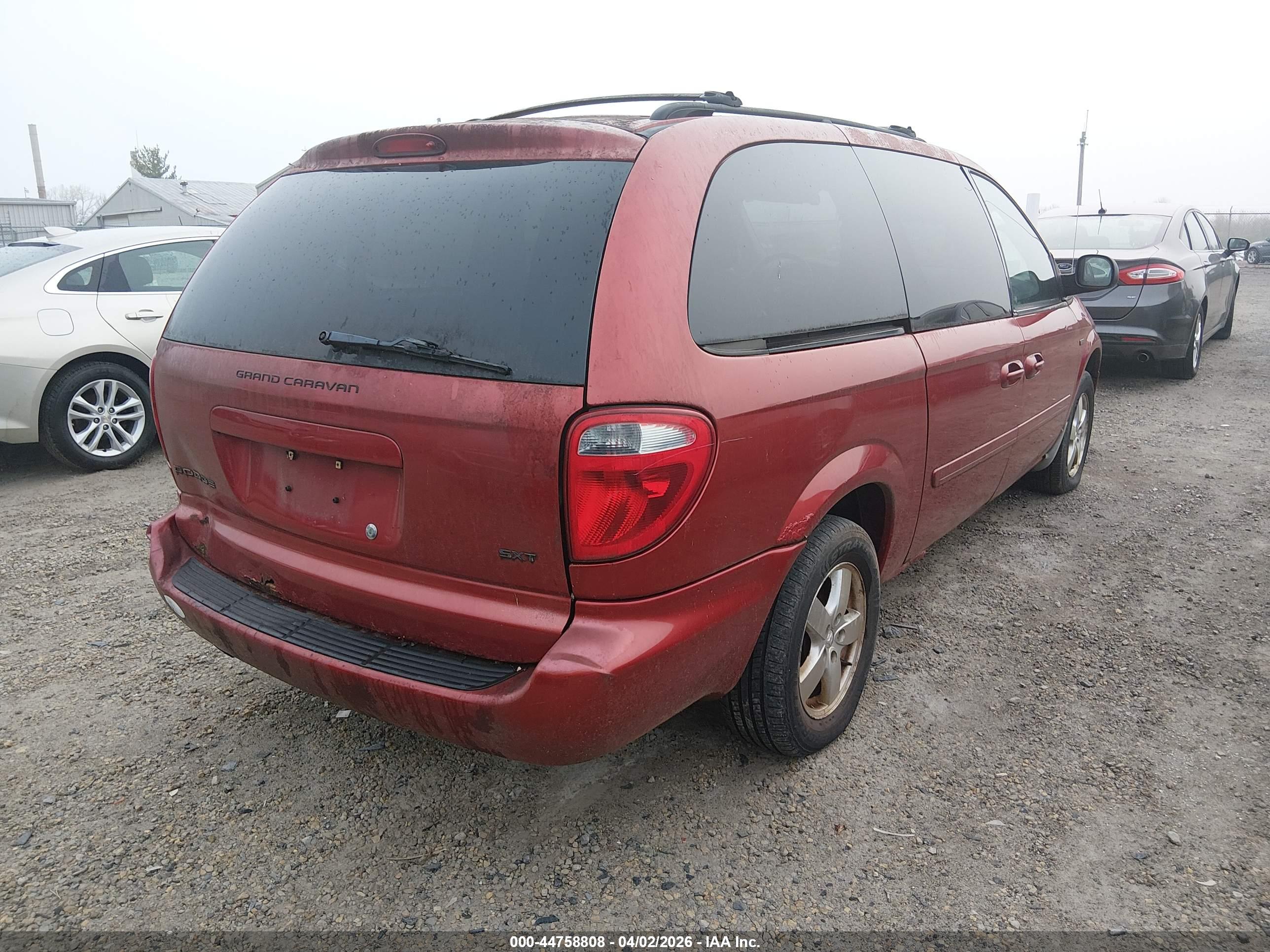 DODGE GRAND image 4