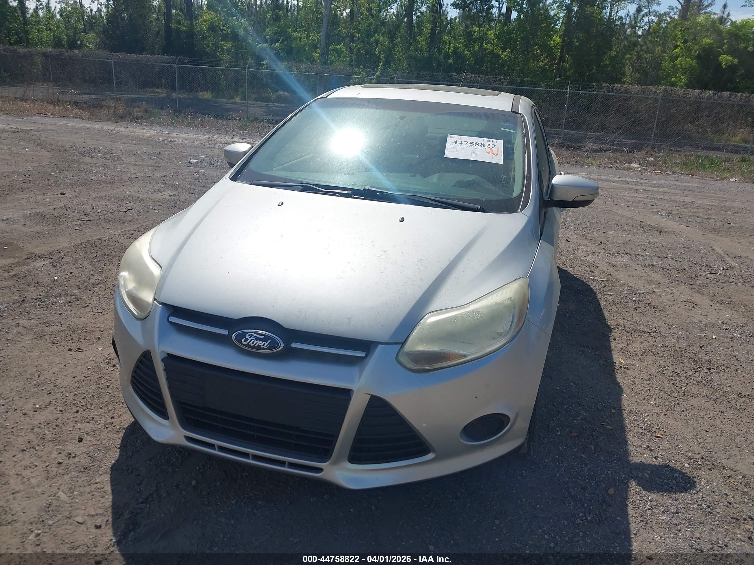 FORD FOCUS image 6