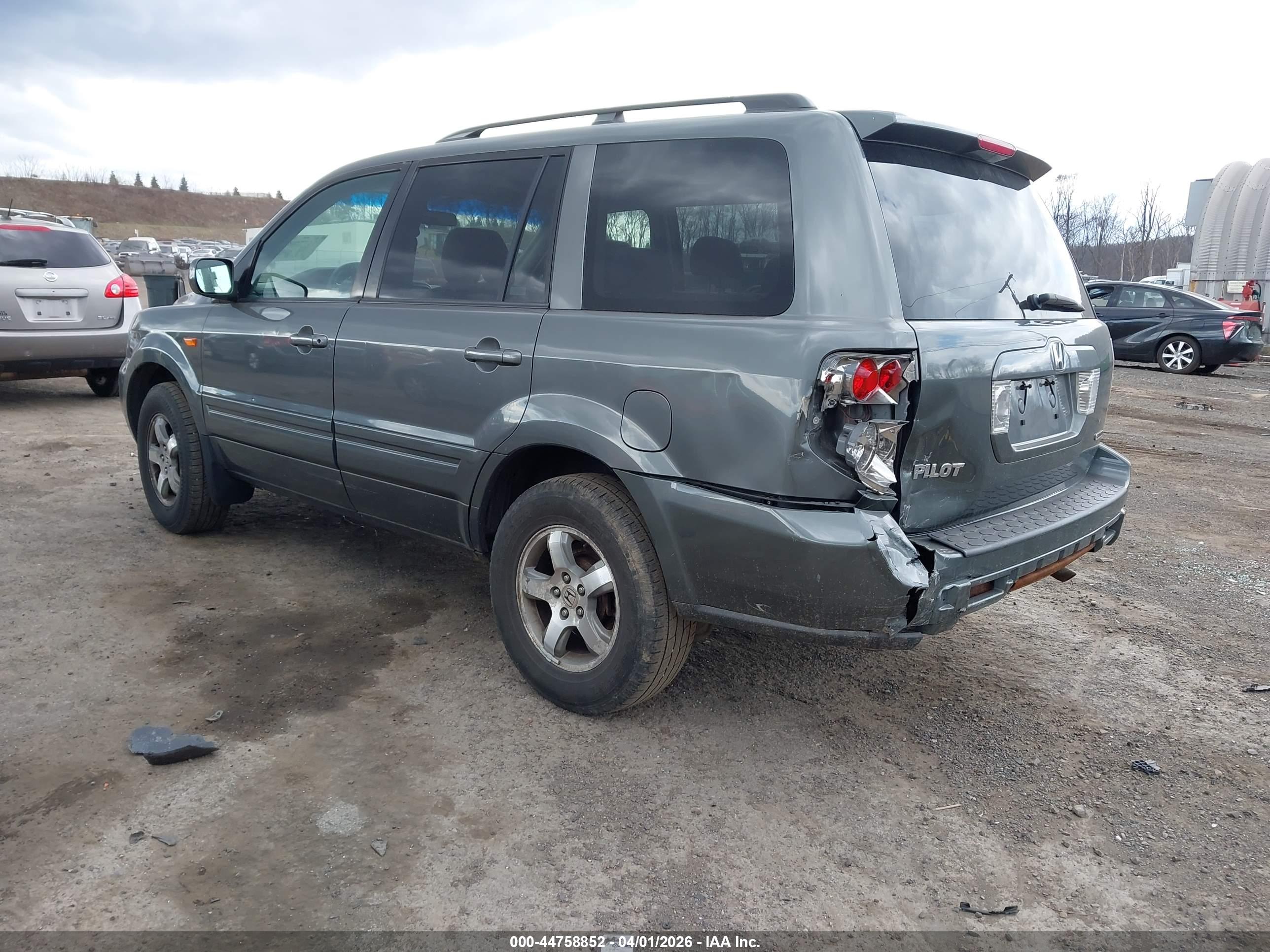 HONDA PILOT image 3