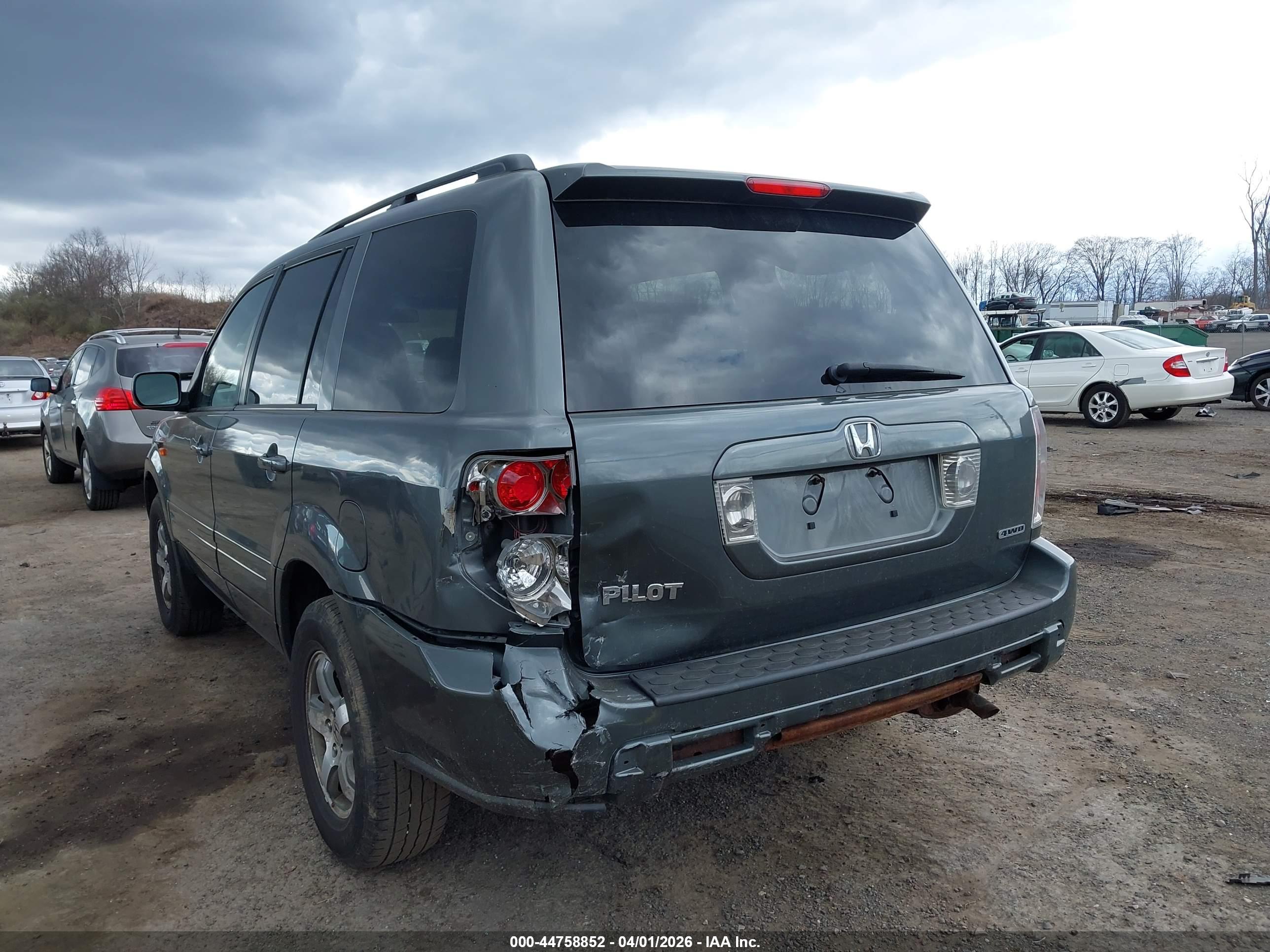 HONDA PILOT image 6