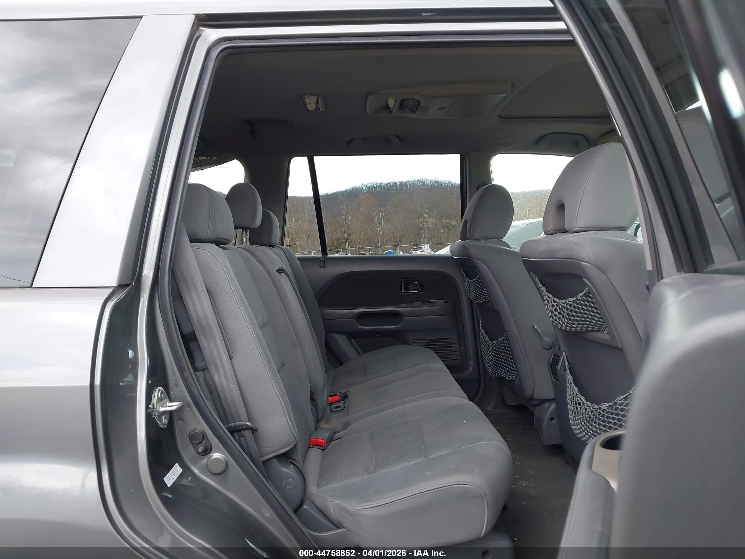 HONDA PILOT image 8
