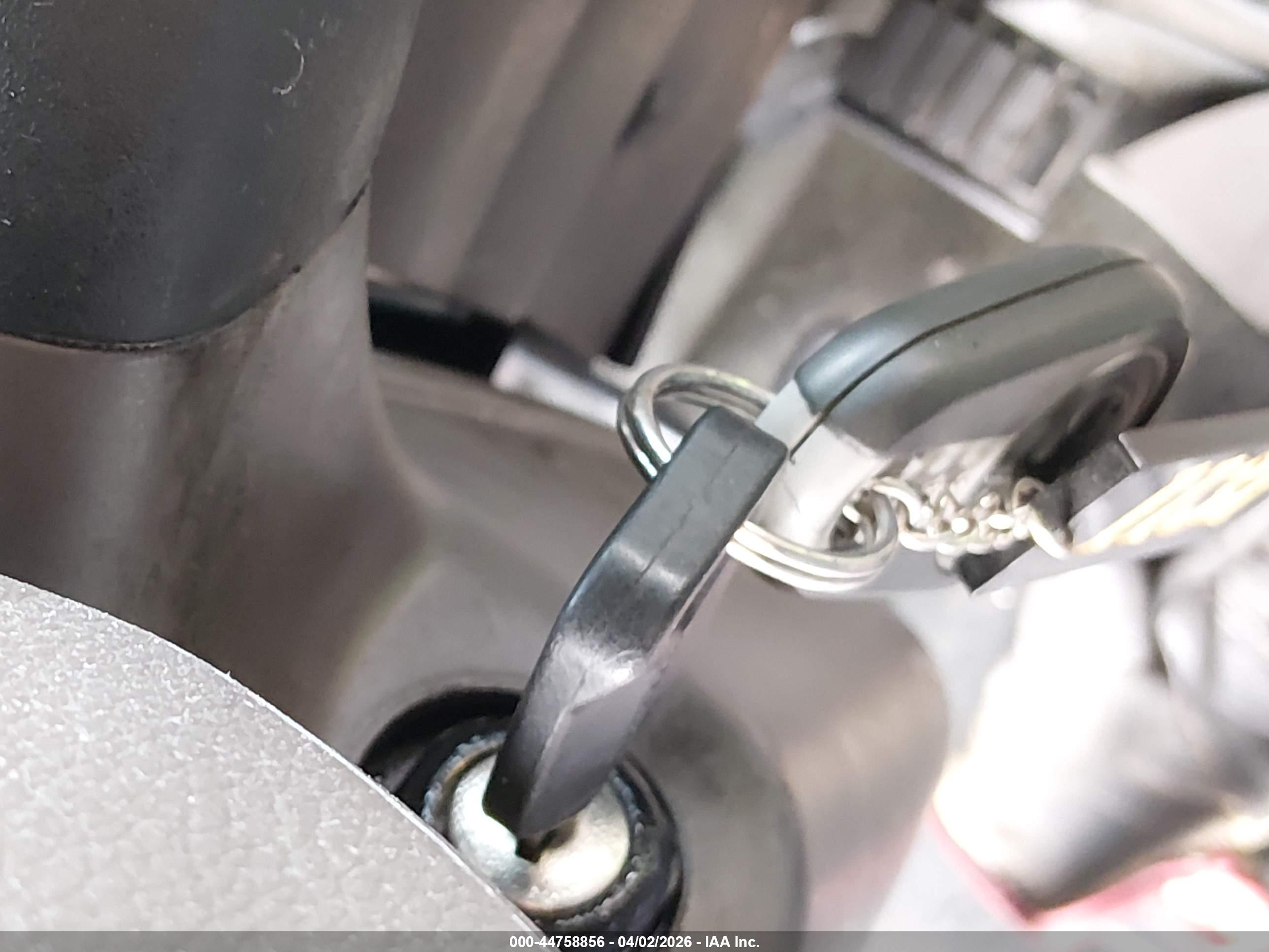VOLVO VN image 11
