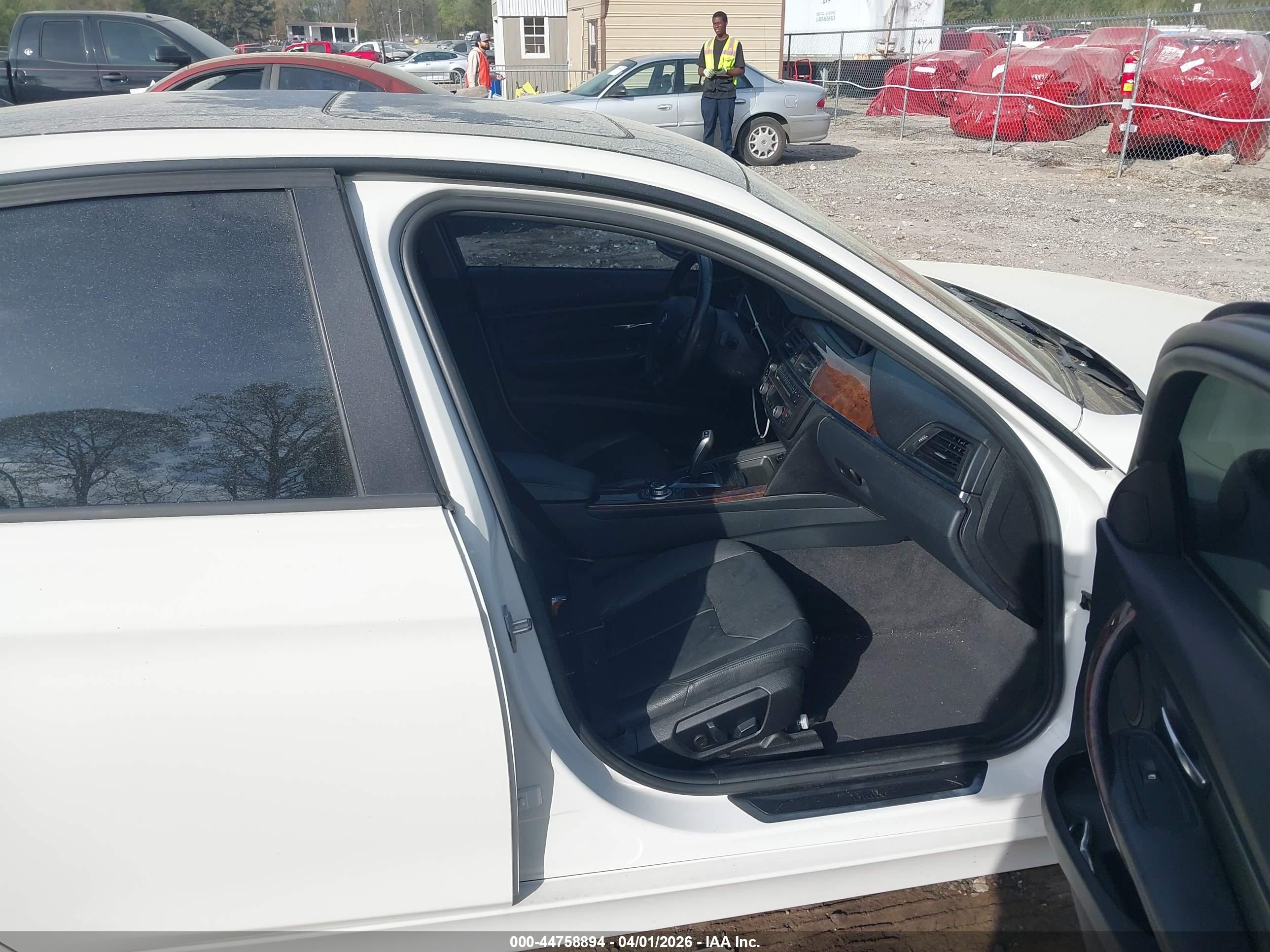BMW 335I image 5