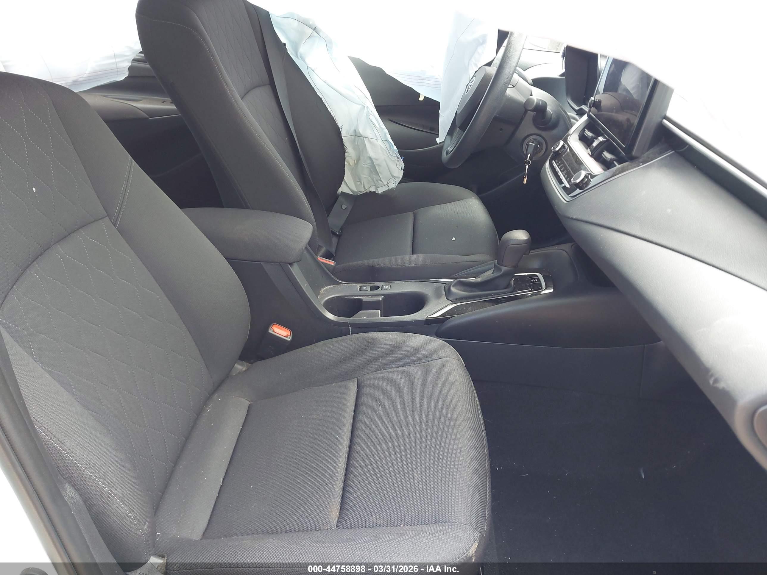 TOYOTA COROLLA image 5