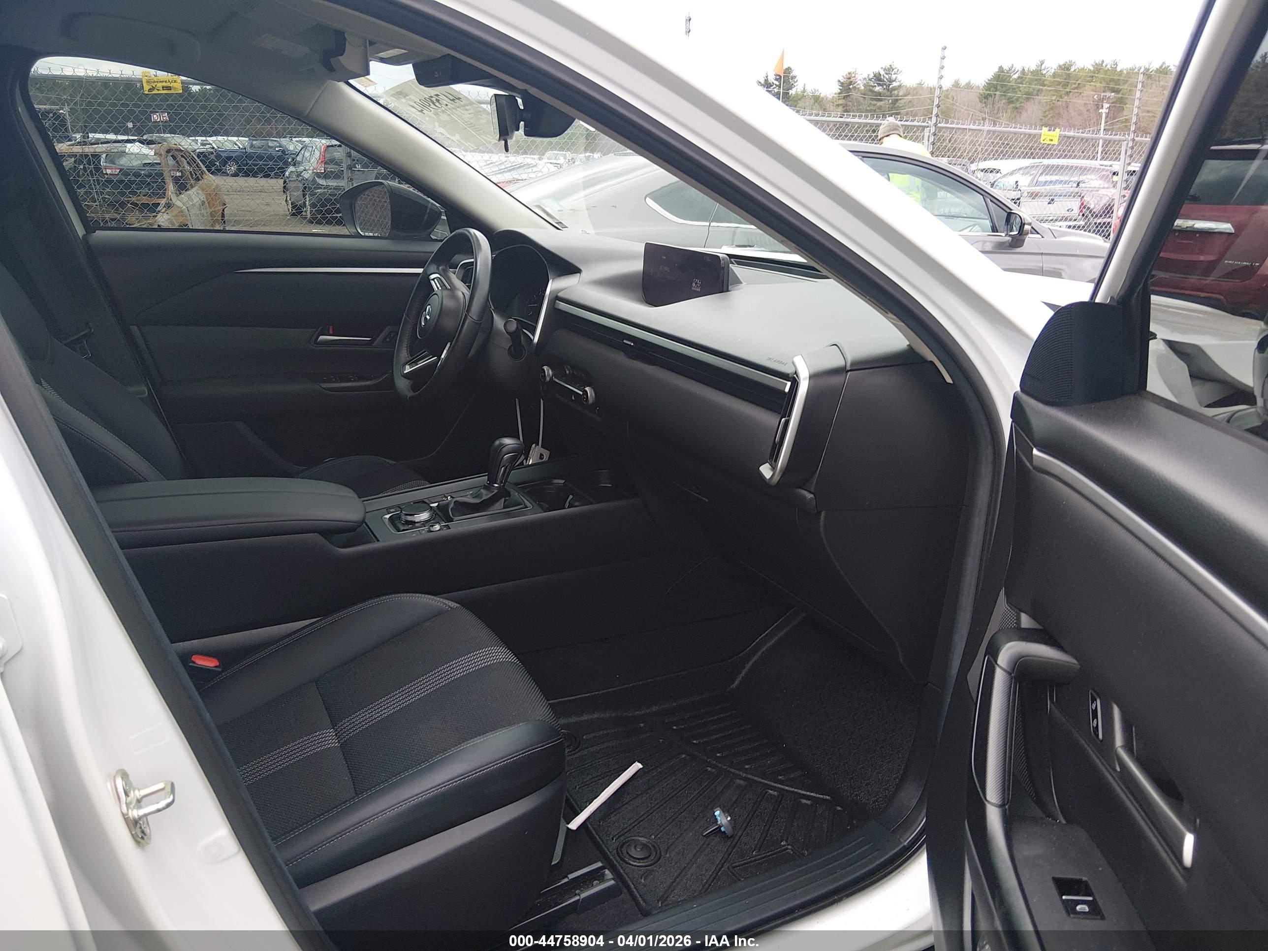 MAZDA CX-50 image 5