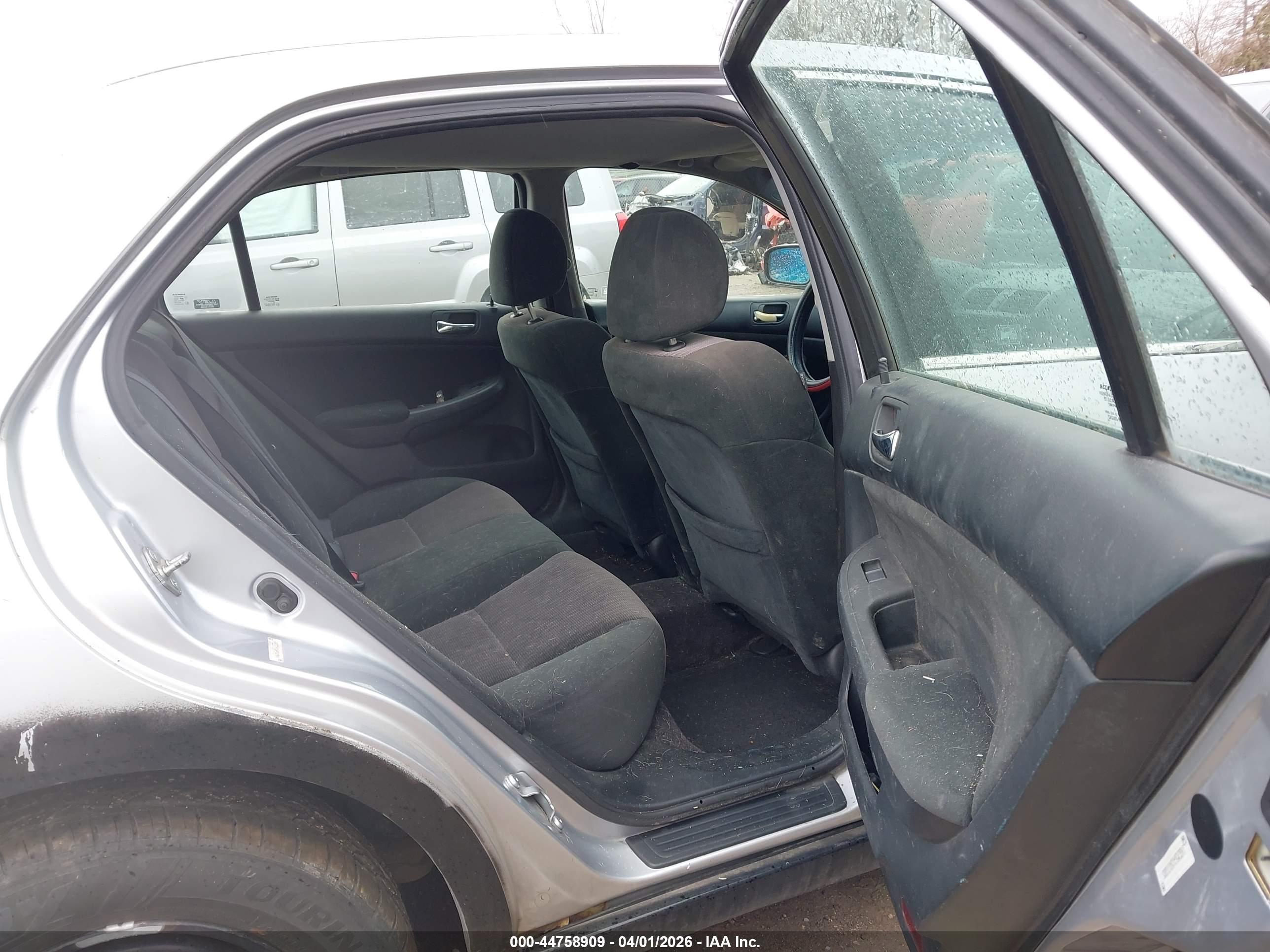 HONDA ACCORD image 8