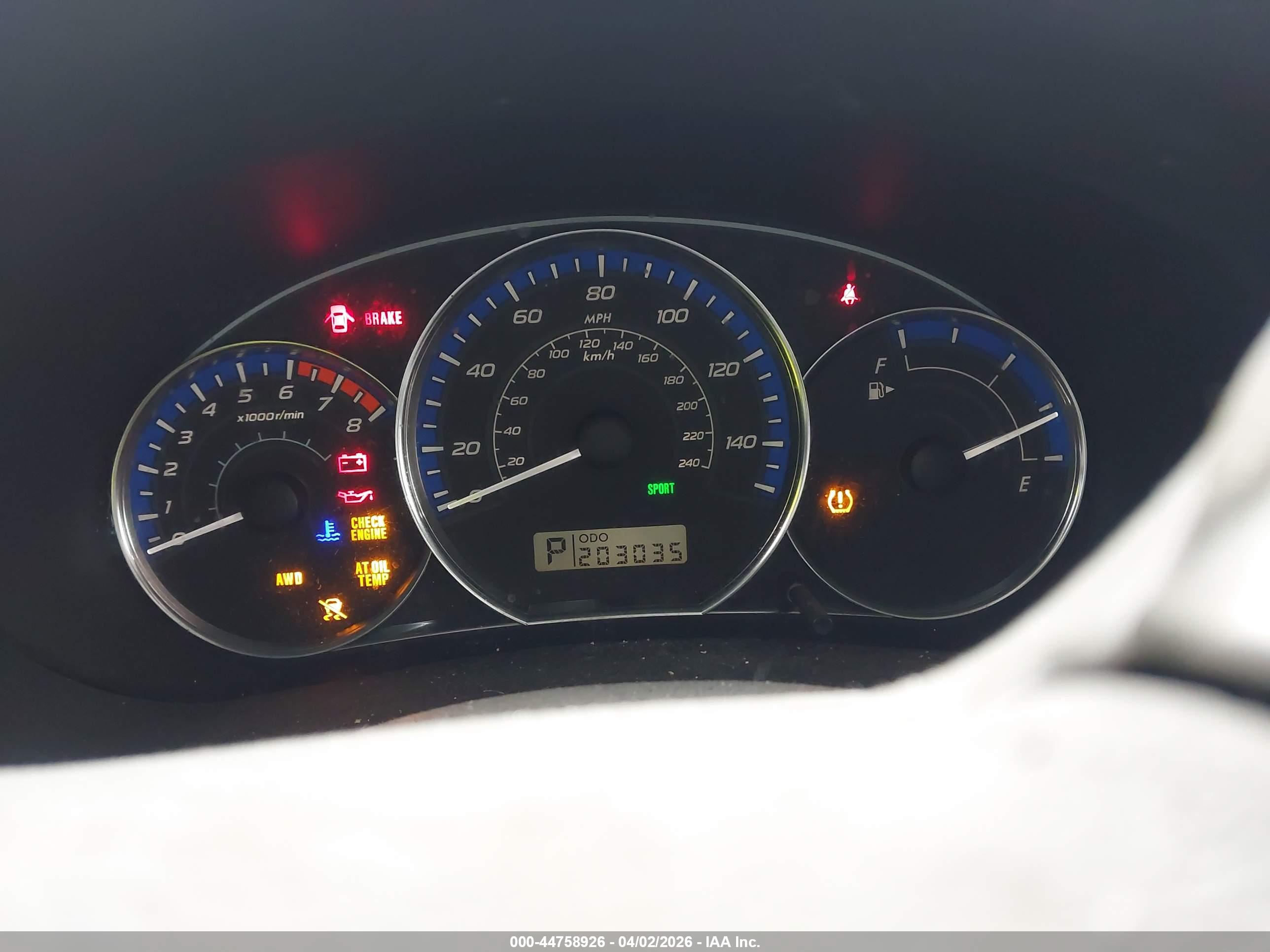 SUBARU FORESTER image 7
