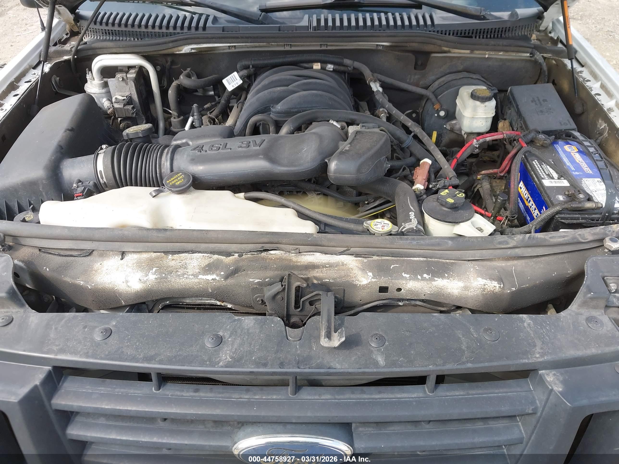 FORD EXPLORER image 10