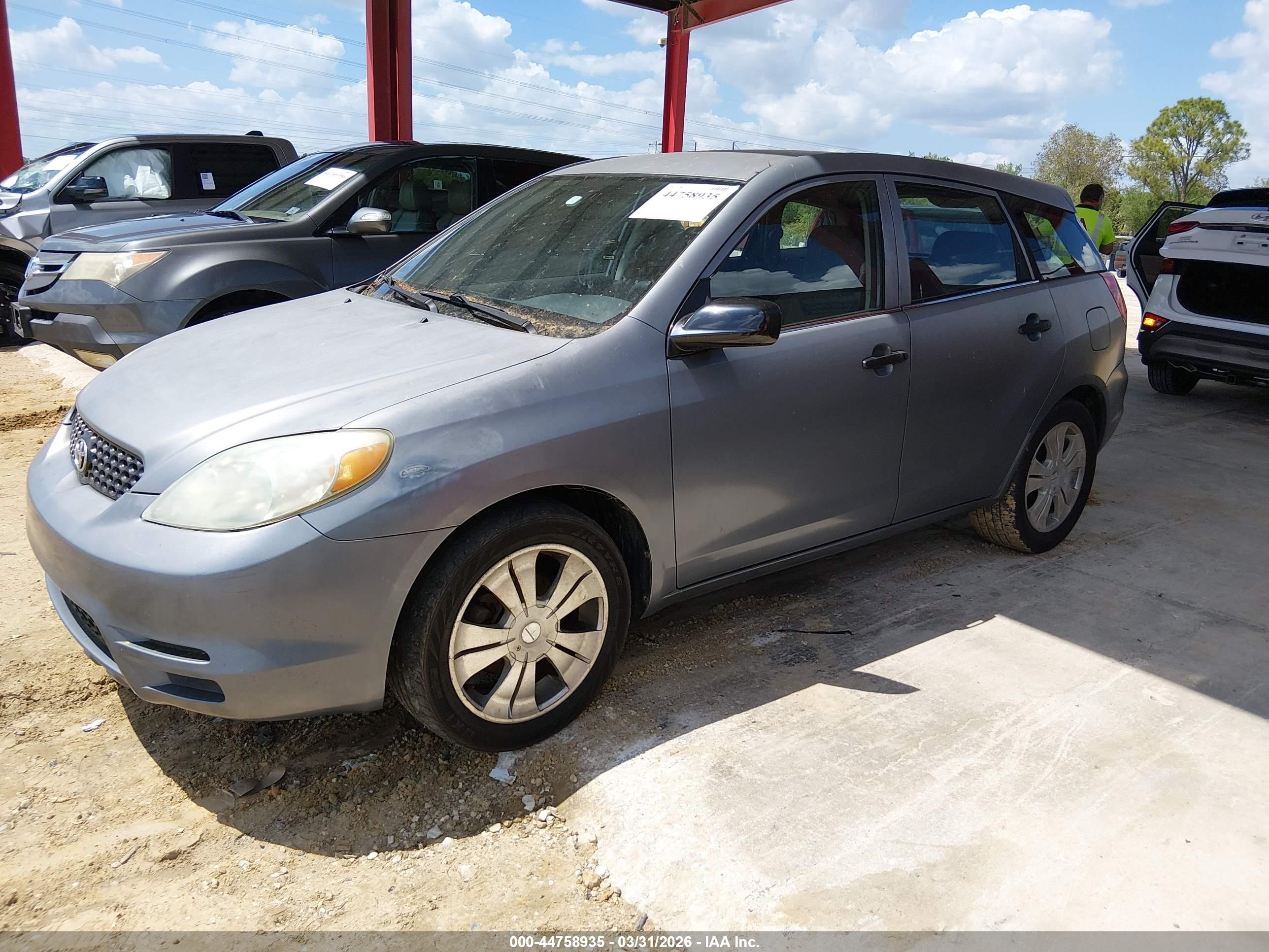 TOYOTA MATRIX image 2