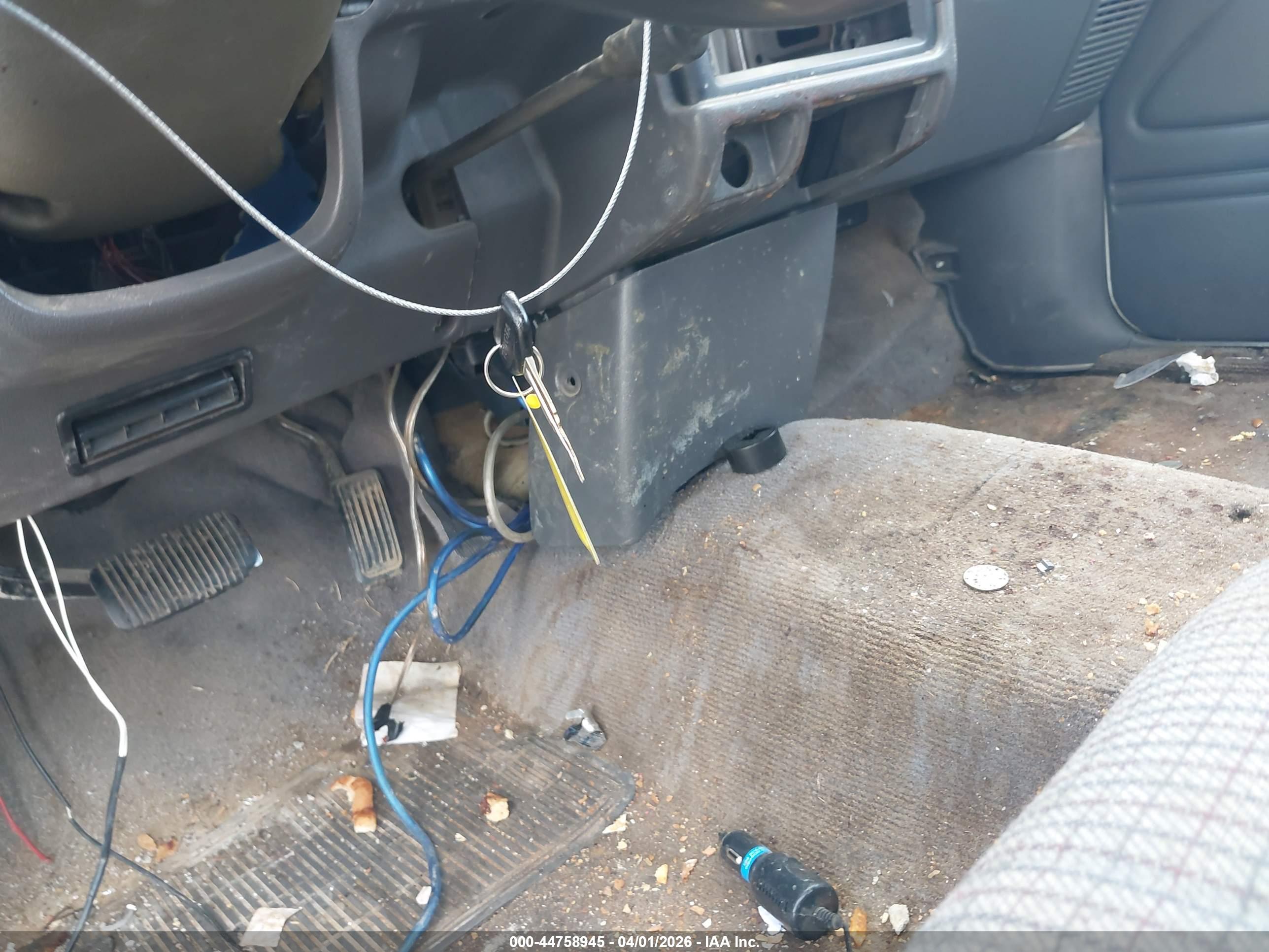 TOYOTA PICKUP image 11