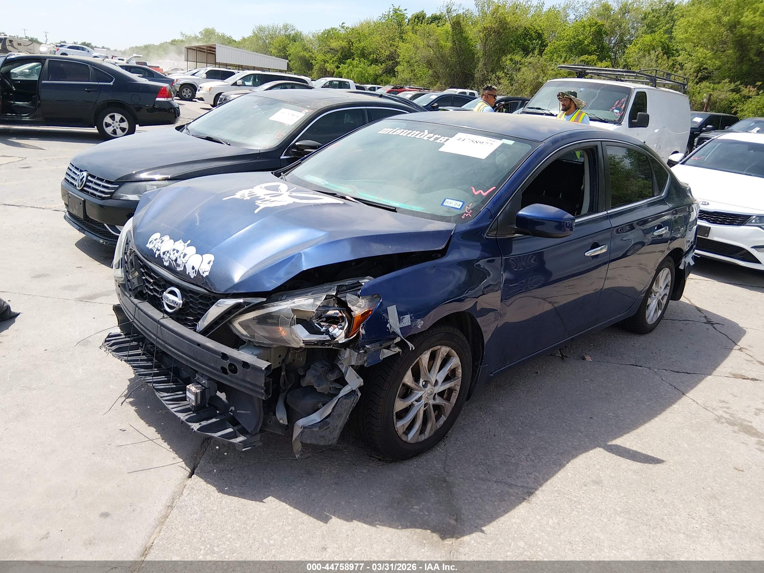 NISSAN SENTRA image 2