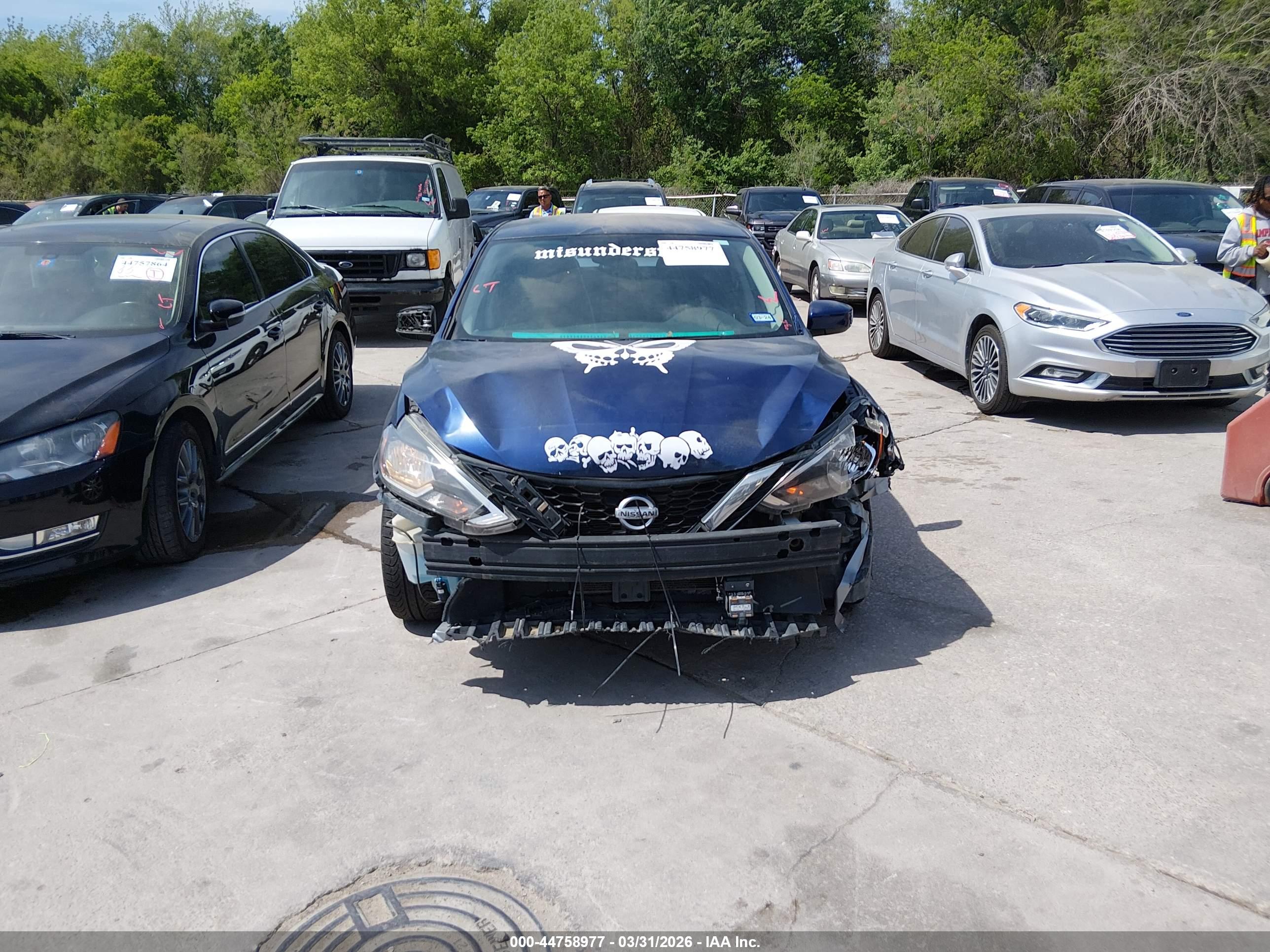 NISSAN SENTRA image 6