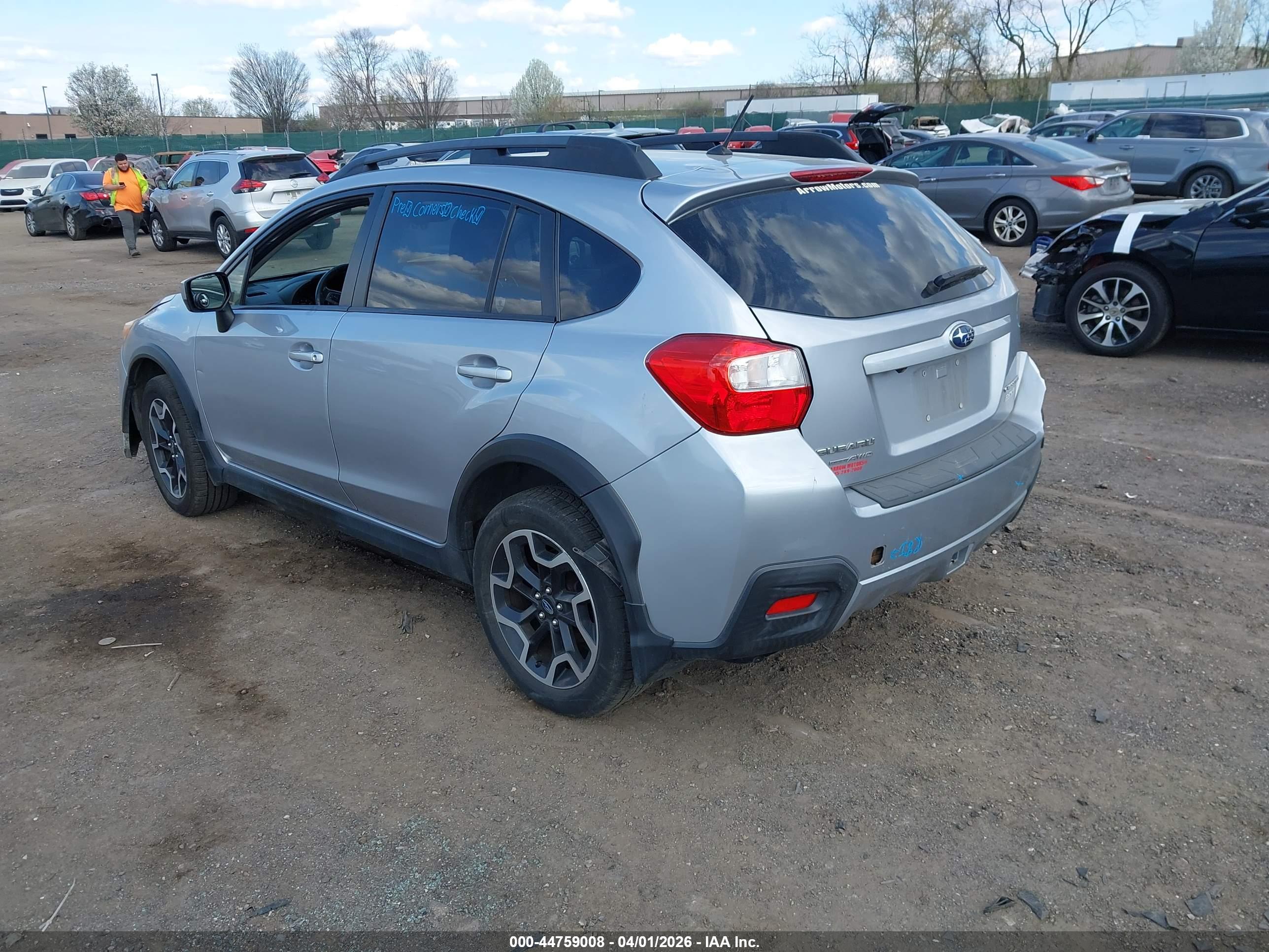 SUBARU CROSSTREK image 3