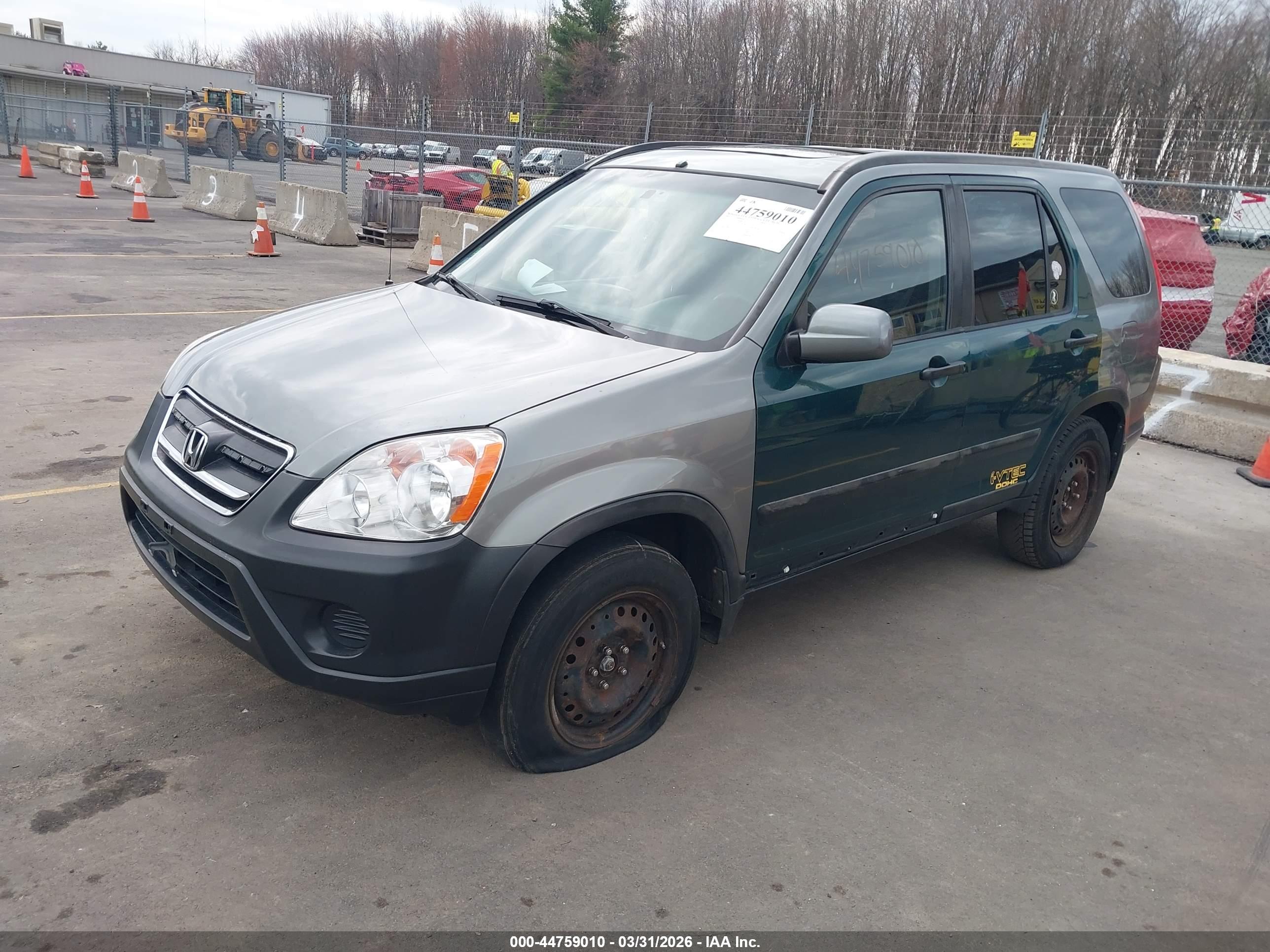 HONDA CR-V image 2