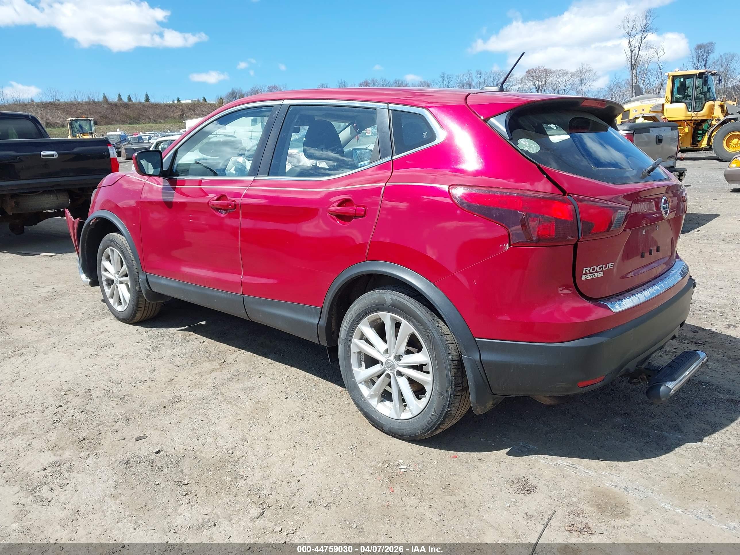 NISSAN ROGUE image 3