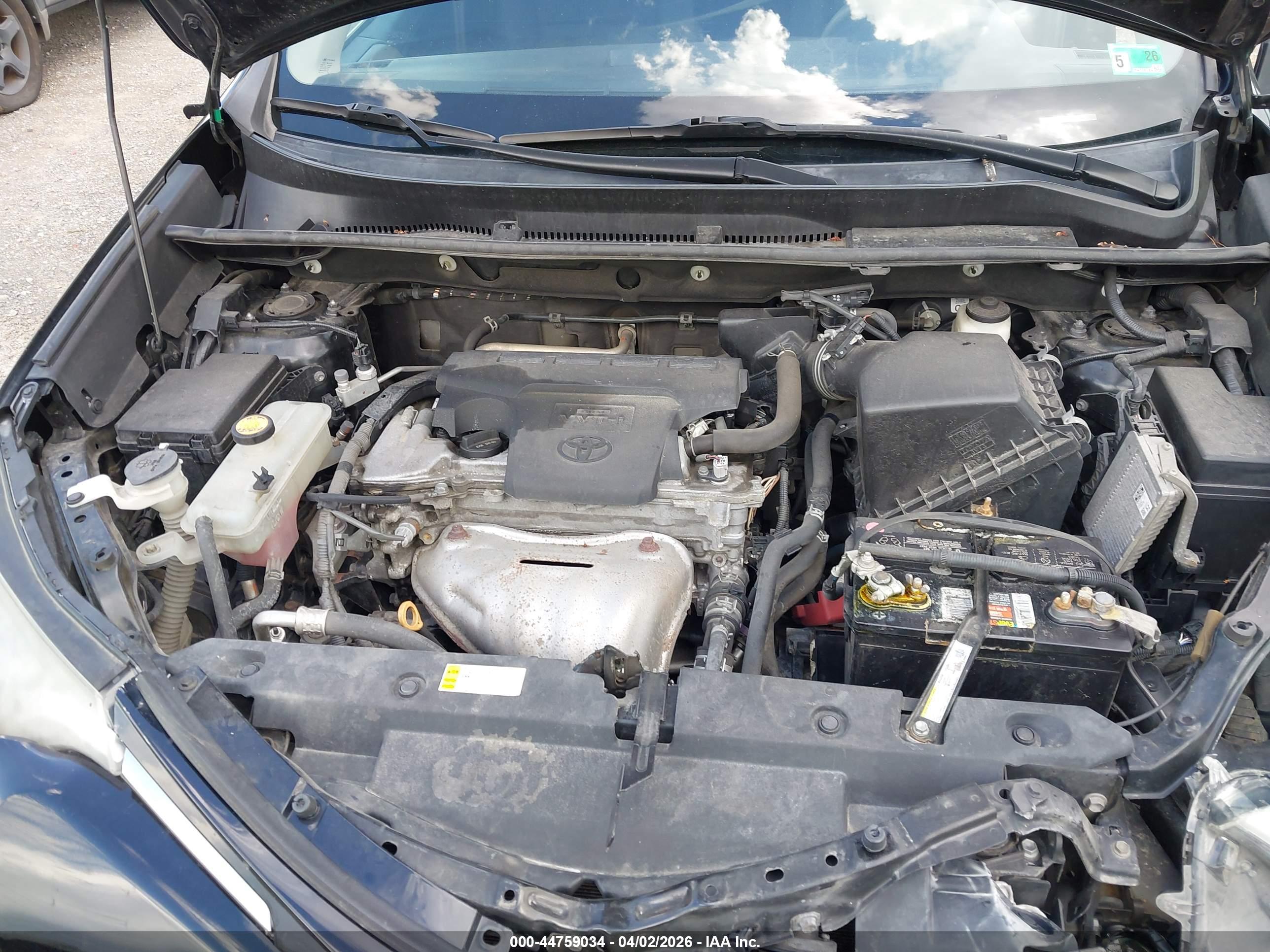 TOYOTA RAV4 image 10