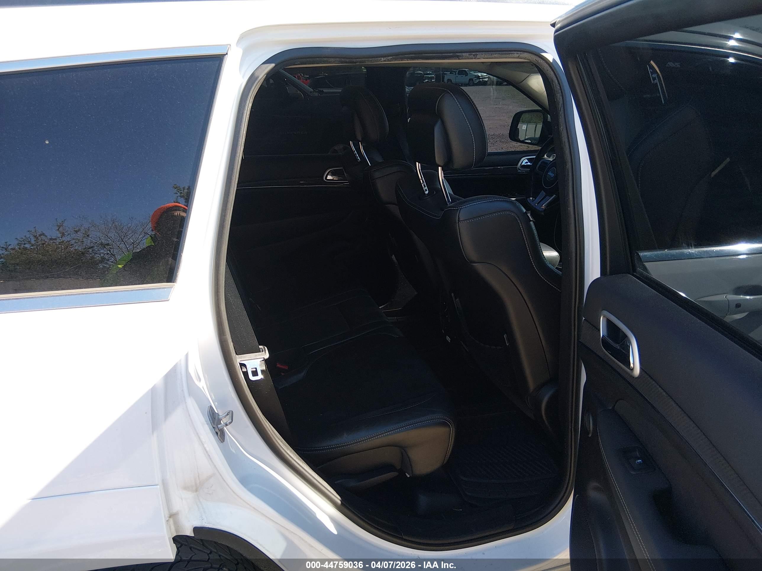 JEEP GRAND image 8