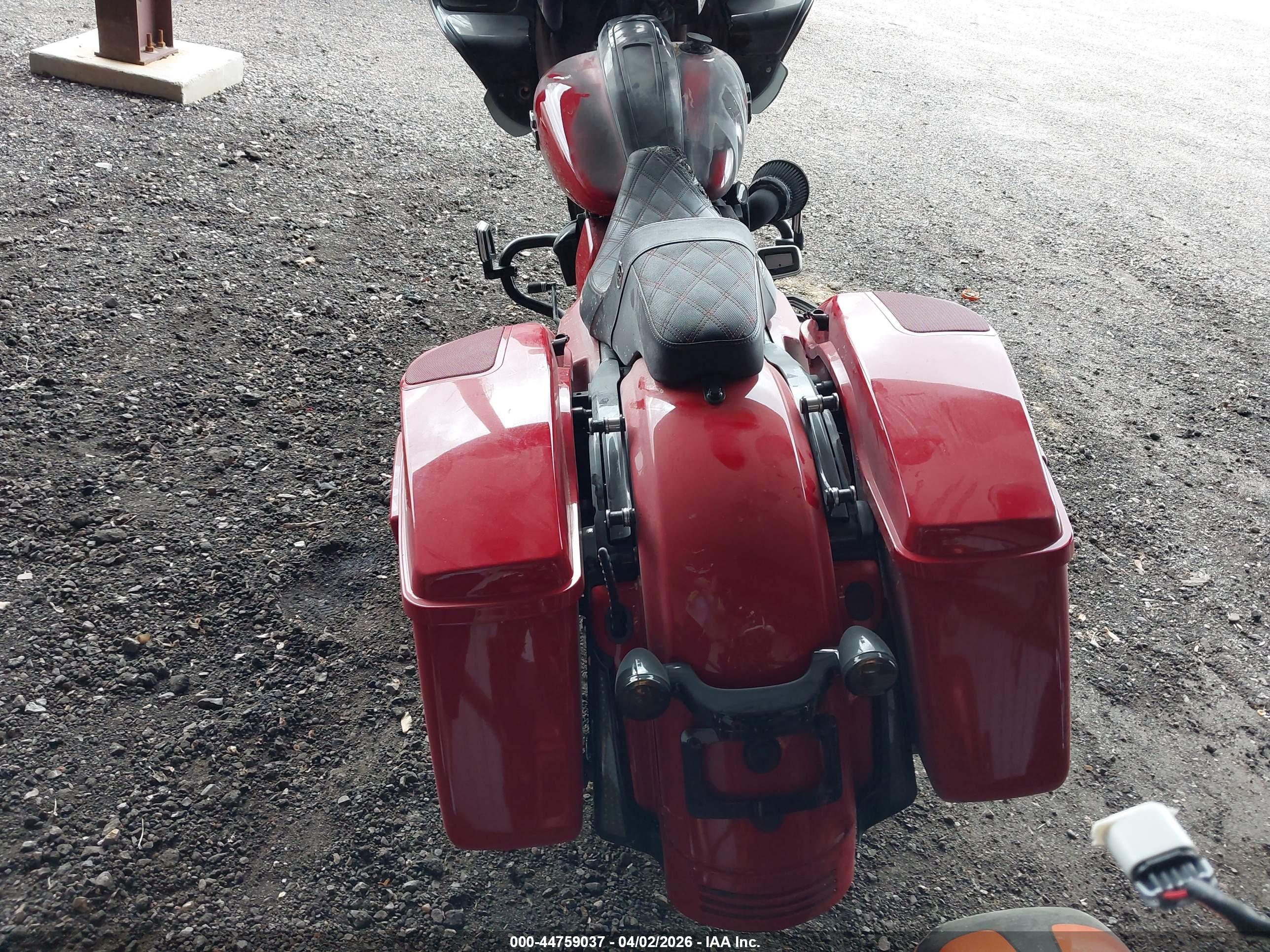 HARLEY-DAVIDSON FLTRXS image 6
