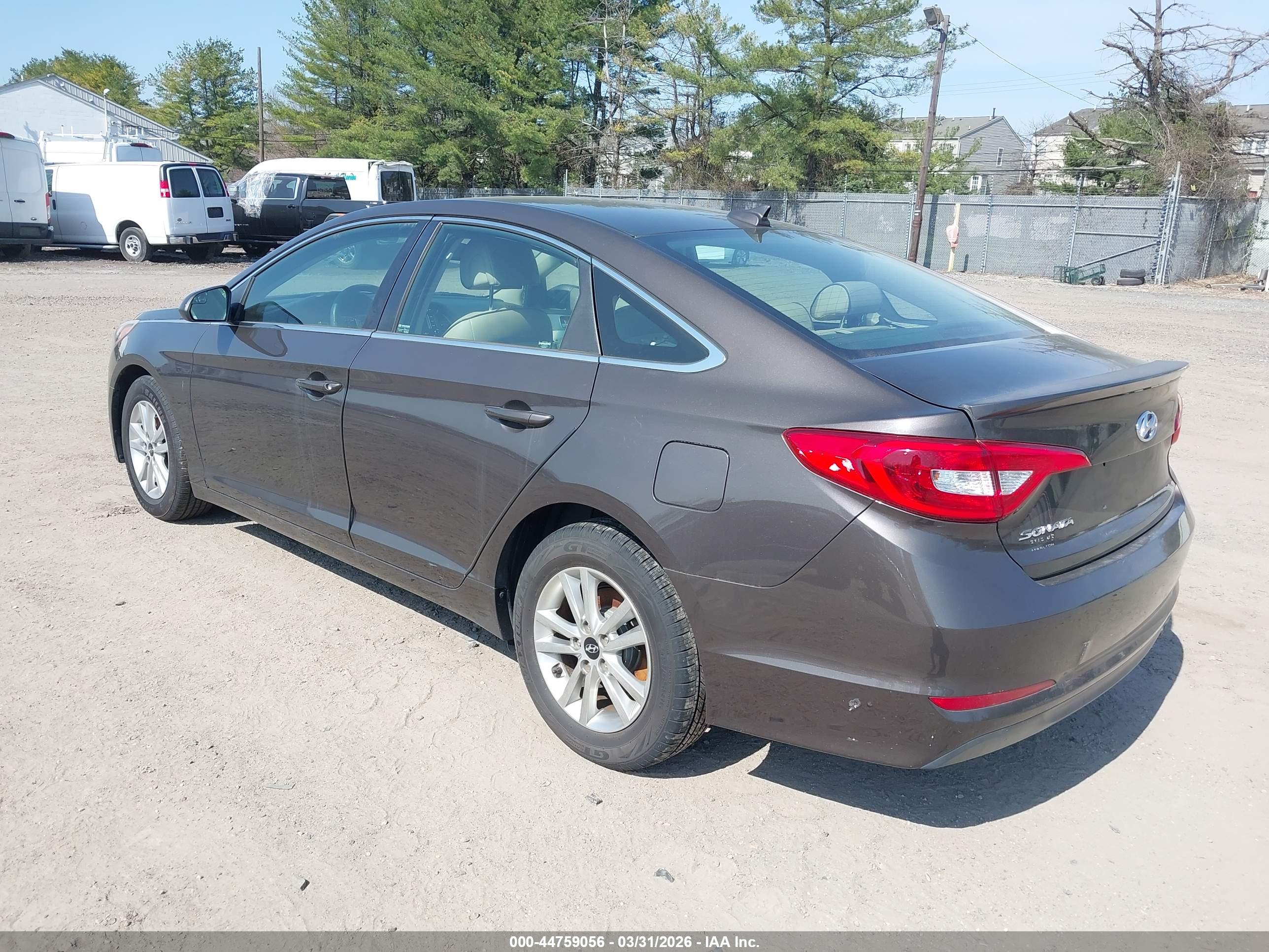 HYUNDAI SONATA image 3