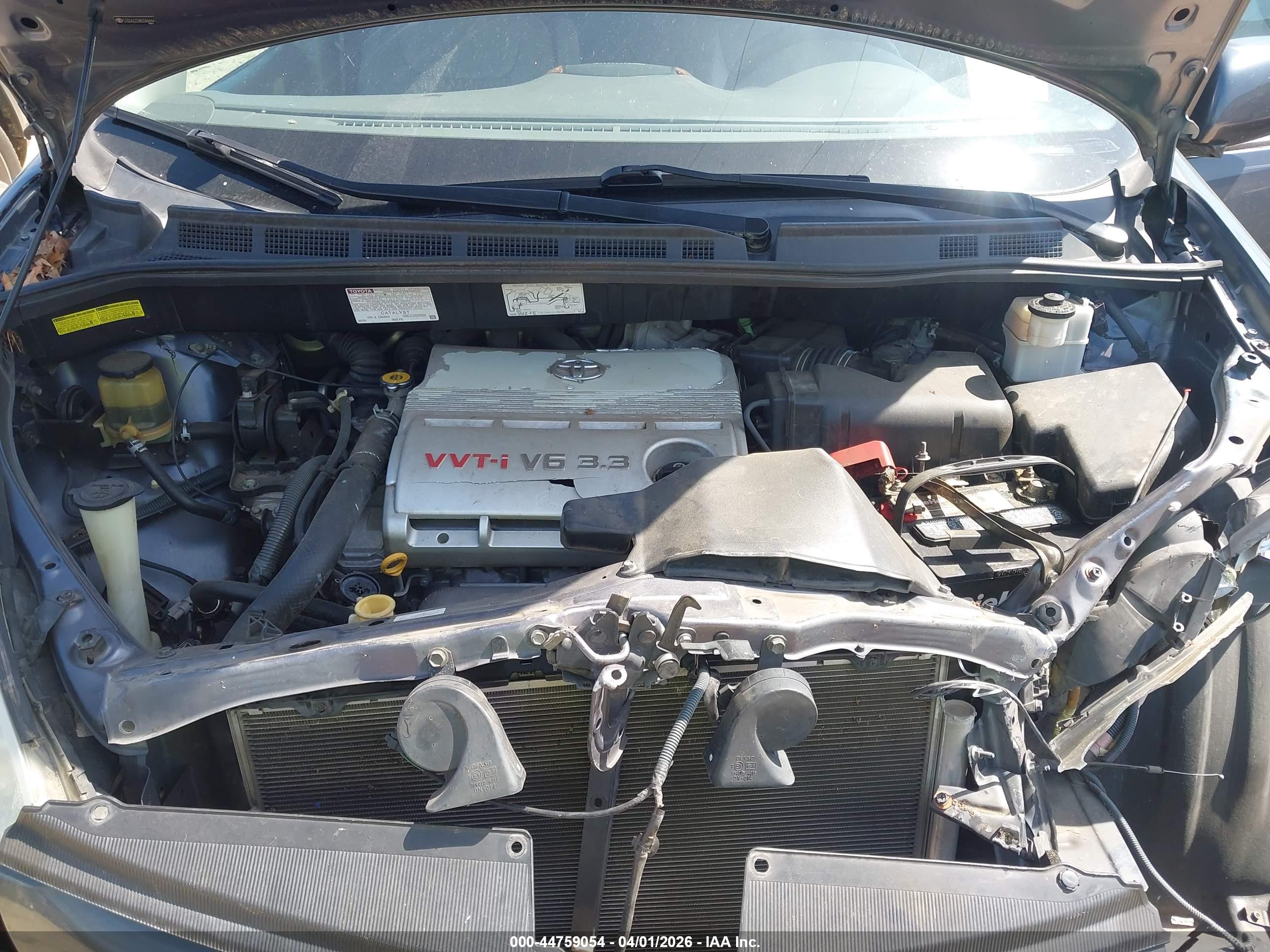 TOYOTA SIENNA image 10