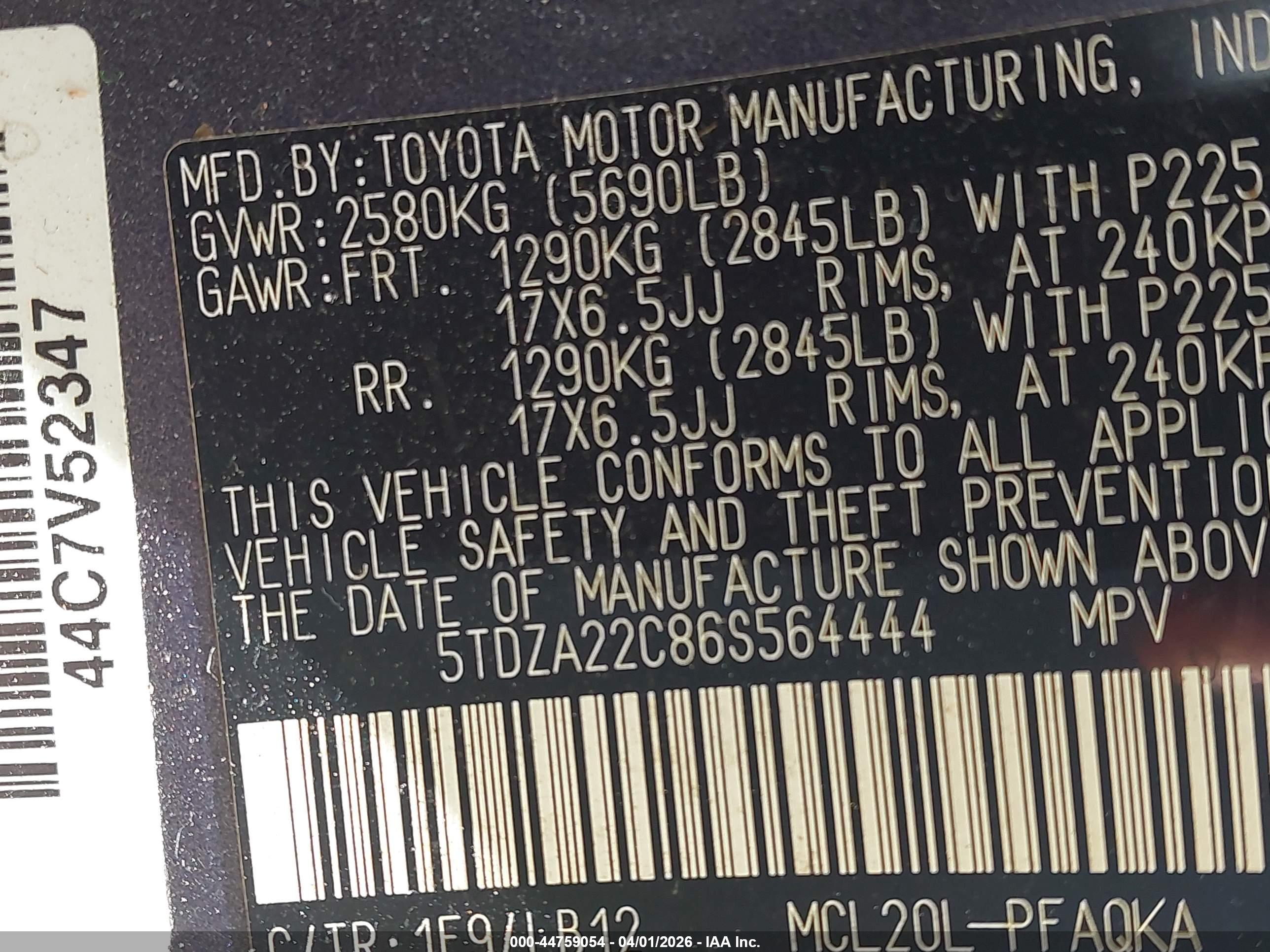 TOYOTA SIENNA image 9