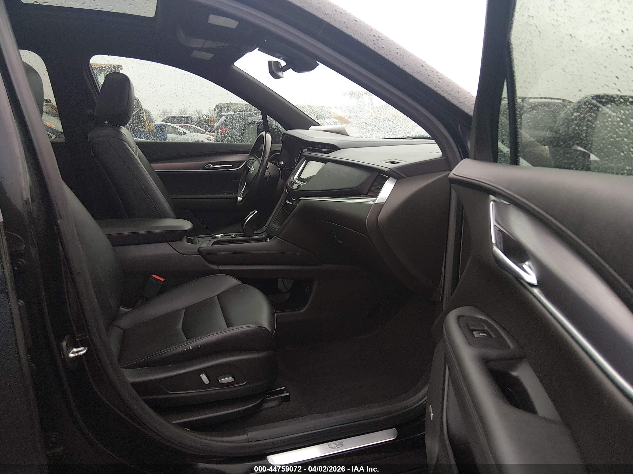 CADILLAC XT6 image 5