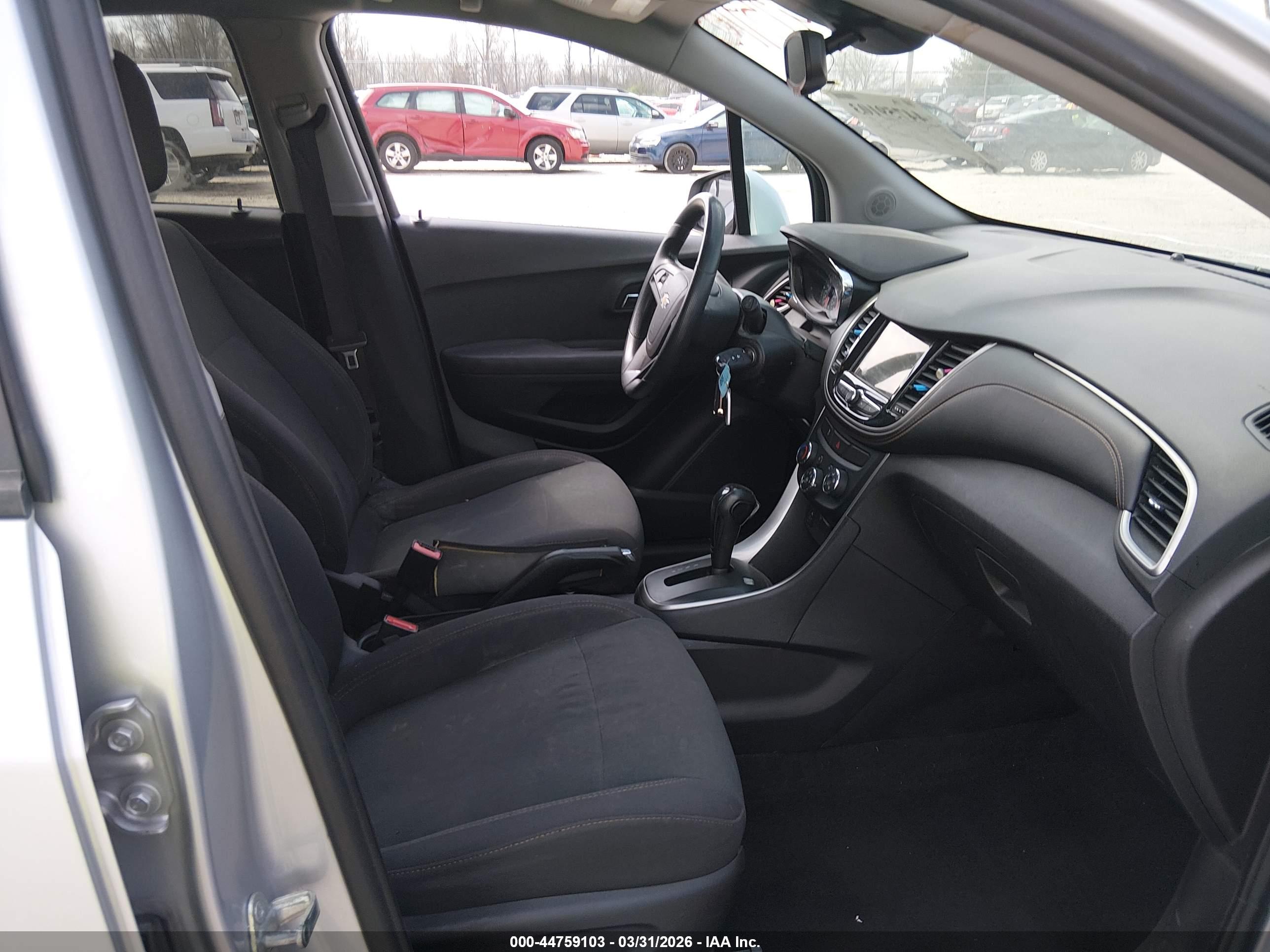 CHEVROLET TRAX image 5