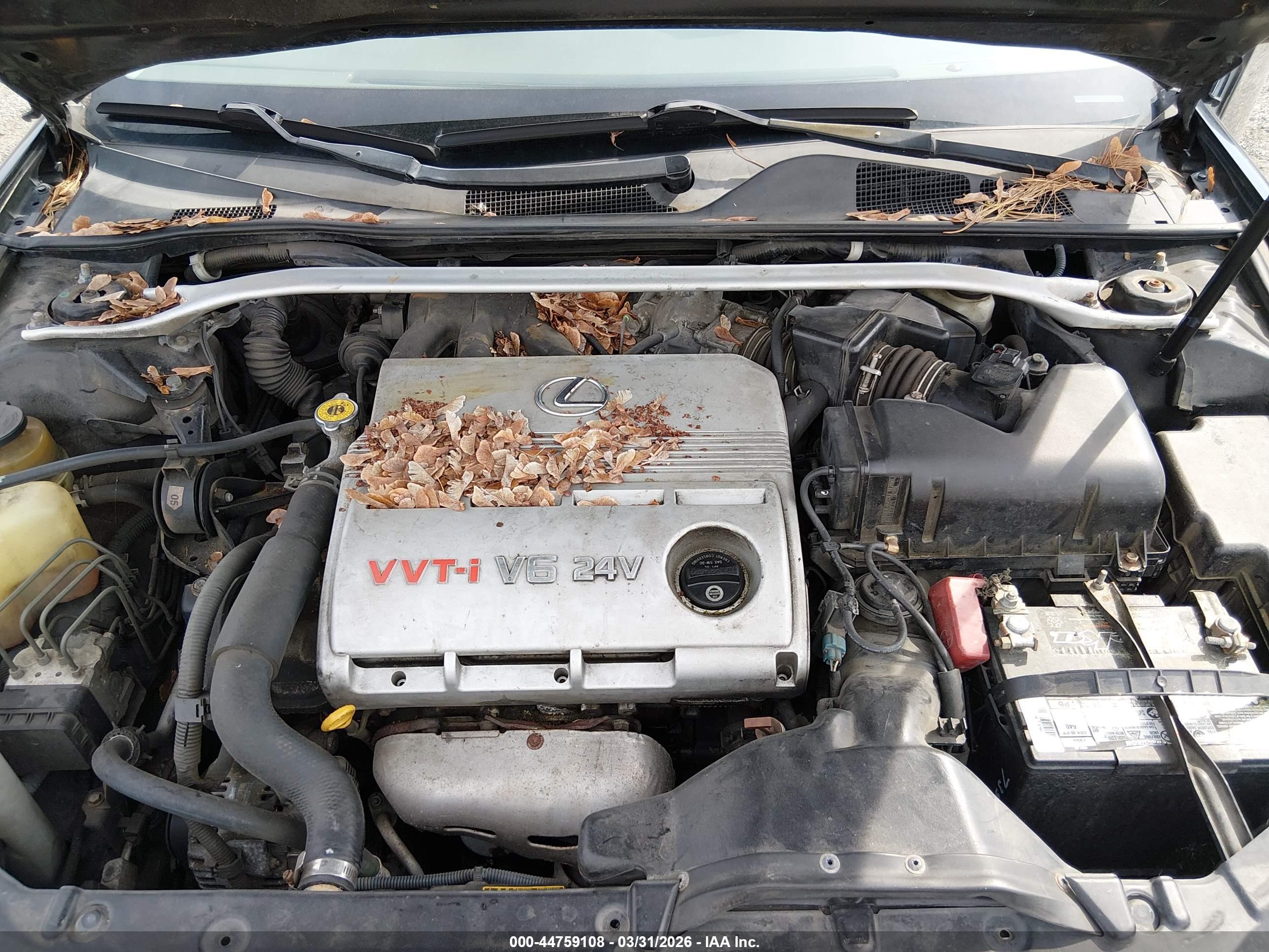 LEXUS ES image 10
