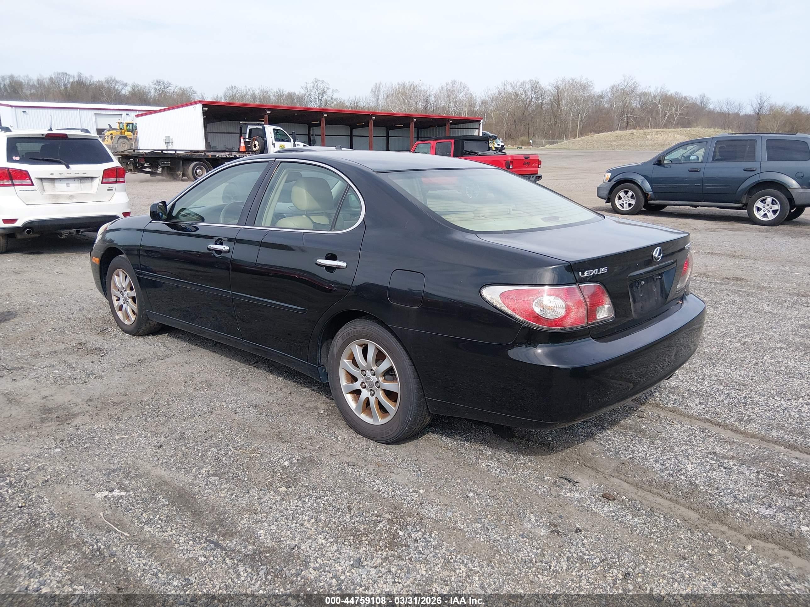 LEXUS ES image 3