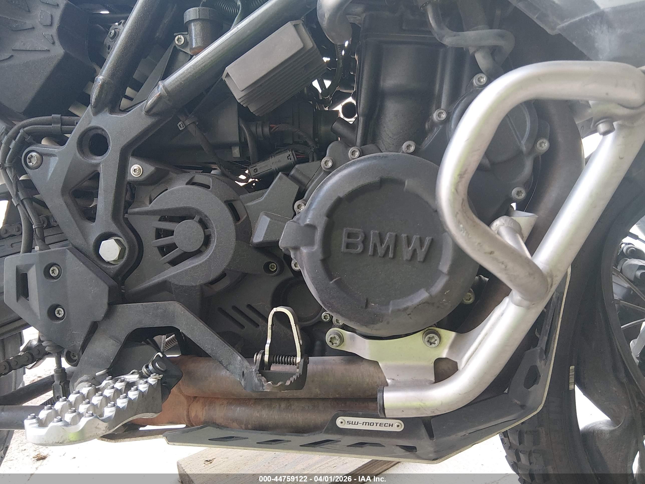 BMW F800 image 8