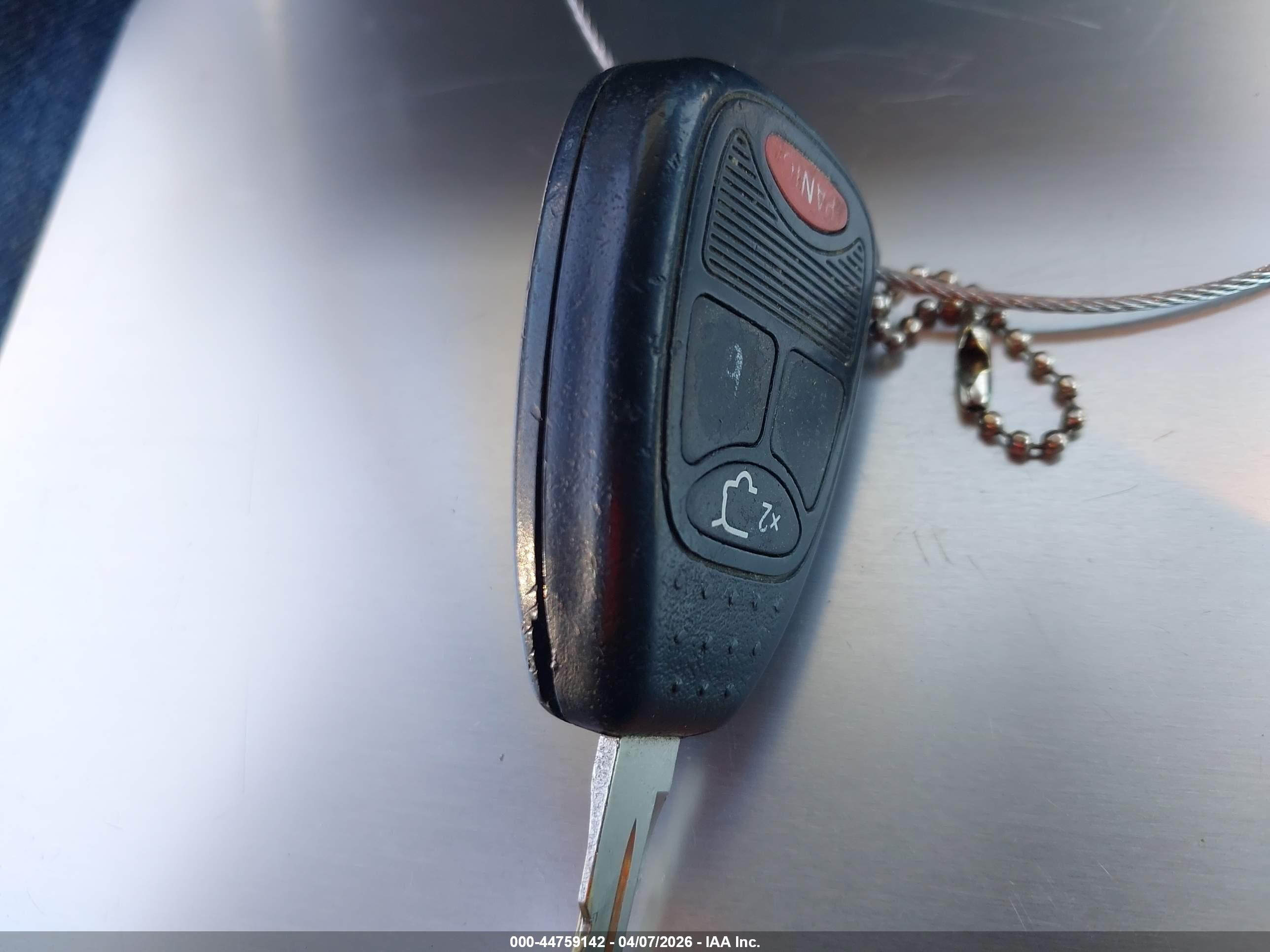 JEEP LIBERTY image 11