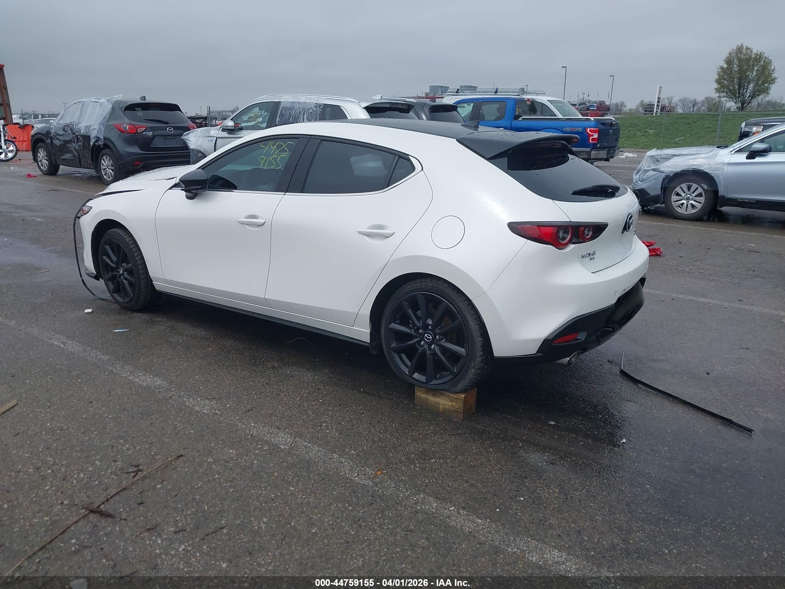 MAZDA MAZDA3 image 3