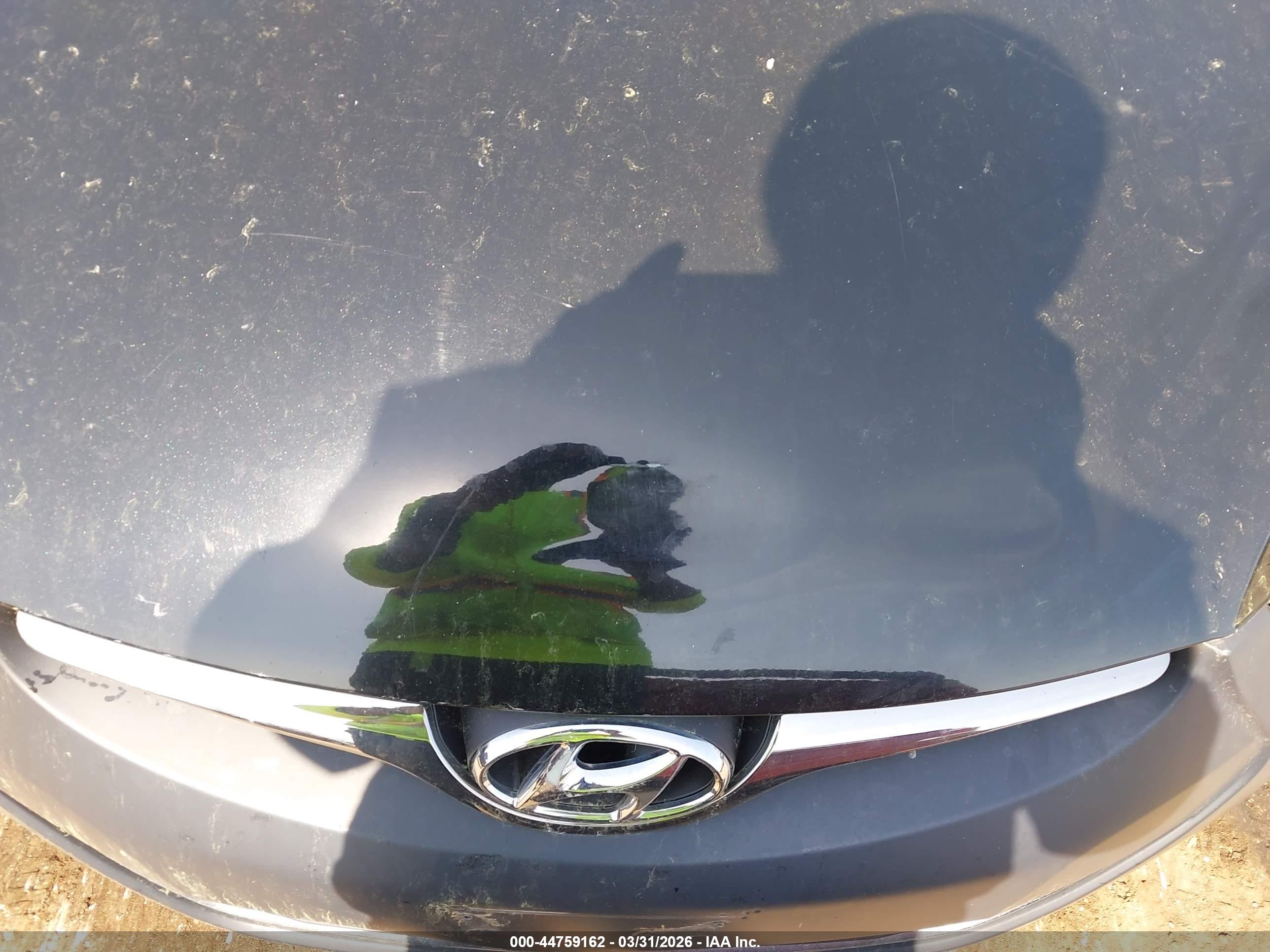HYUNDAI ELANTRA image 6