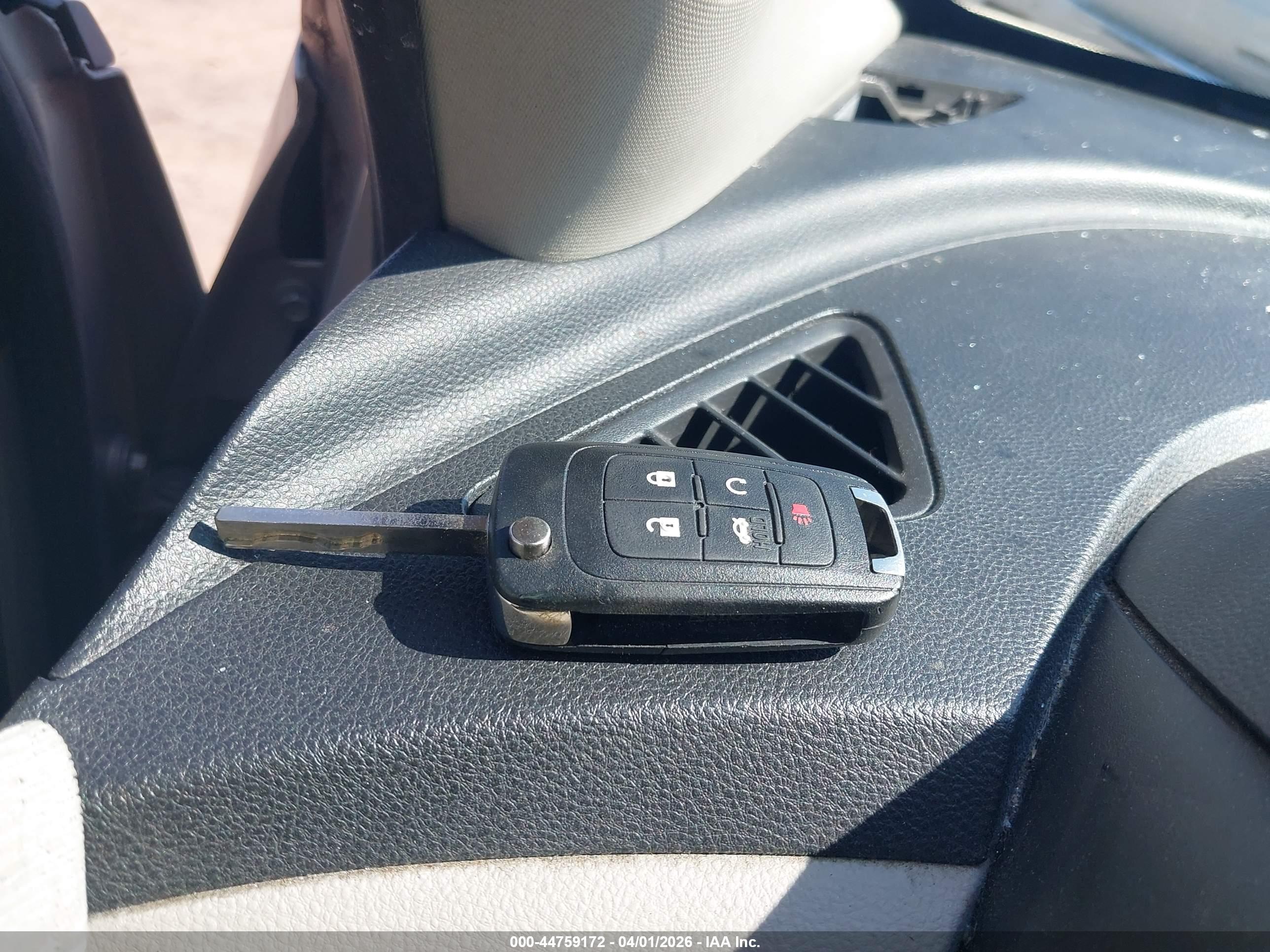 CHEVROLET EQUINOX image 11