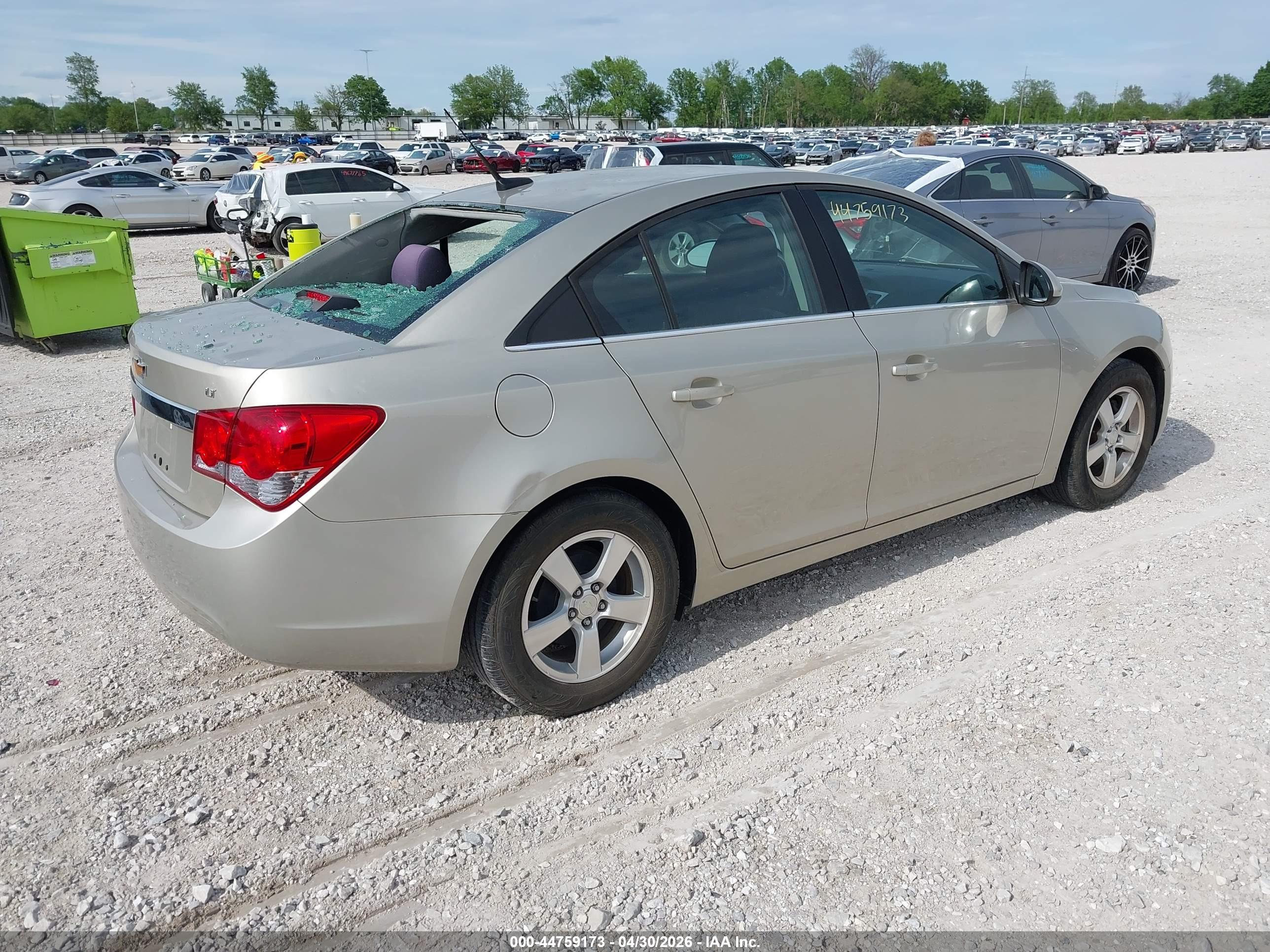 CHEVROLET CRUZE image 4