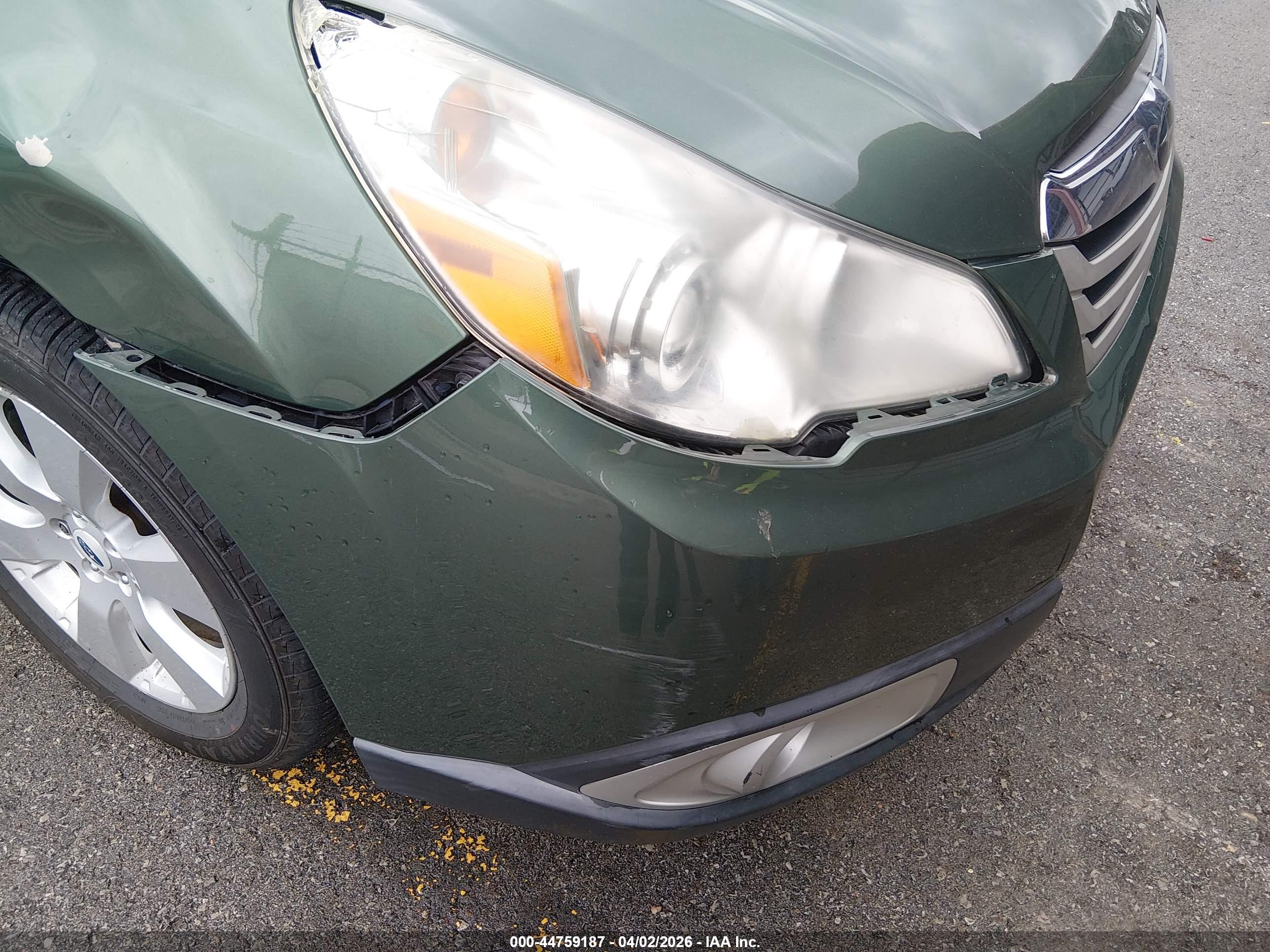 SUBARU OUTBACK image 6
