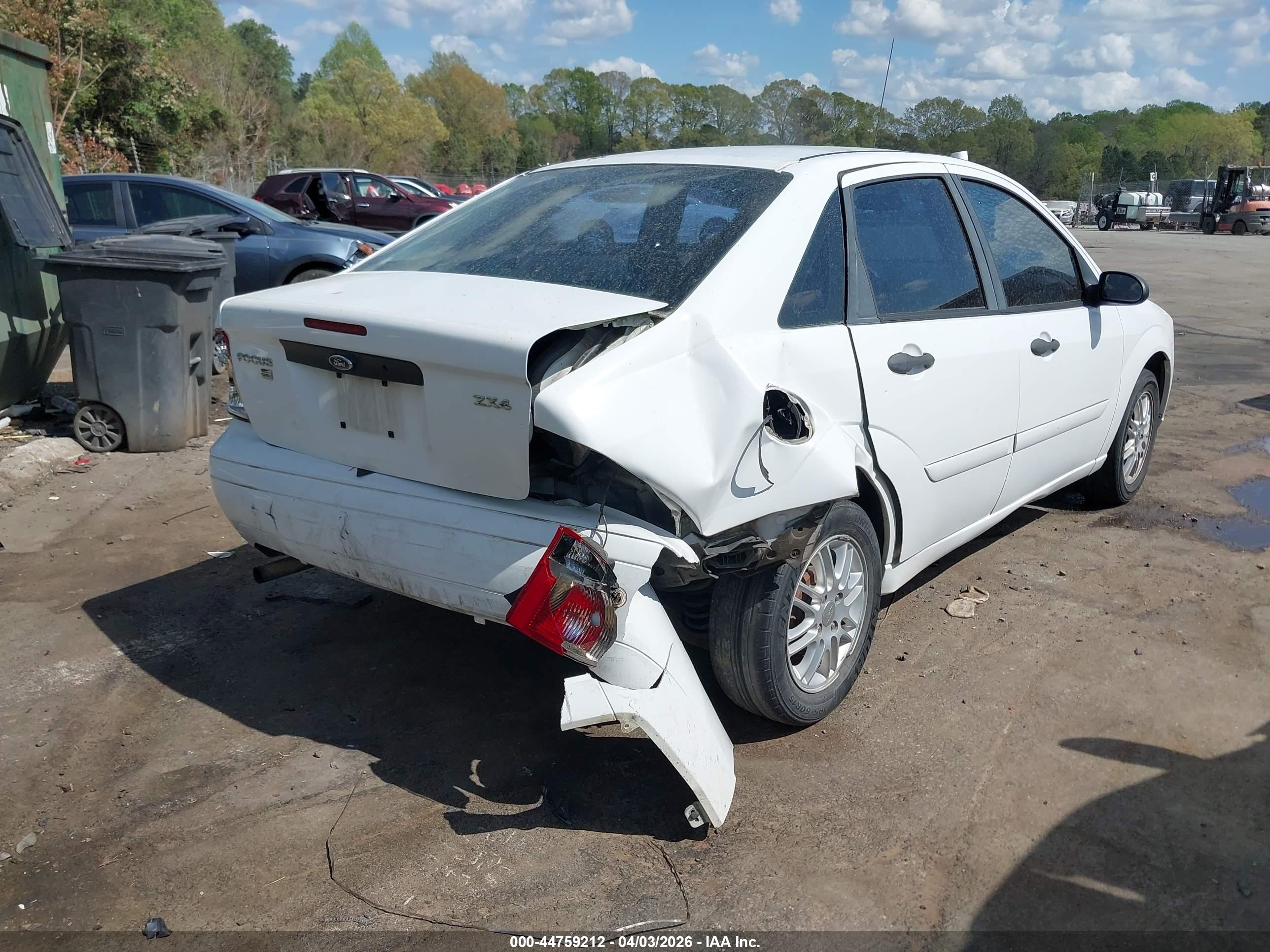 FORD FOCUS image 4